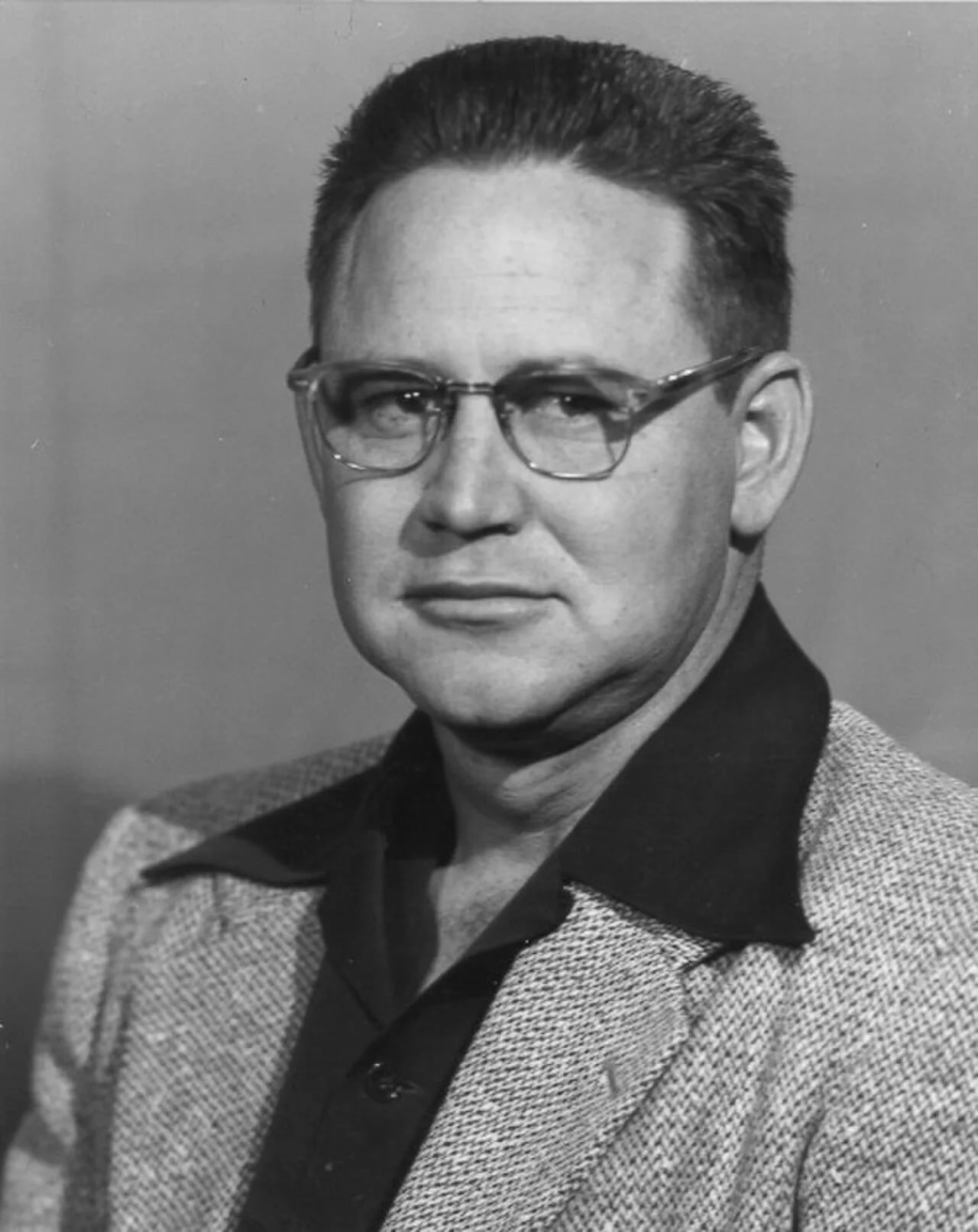 Porträt von William E. Ogle (1918–1984) – Gedenkseite