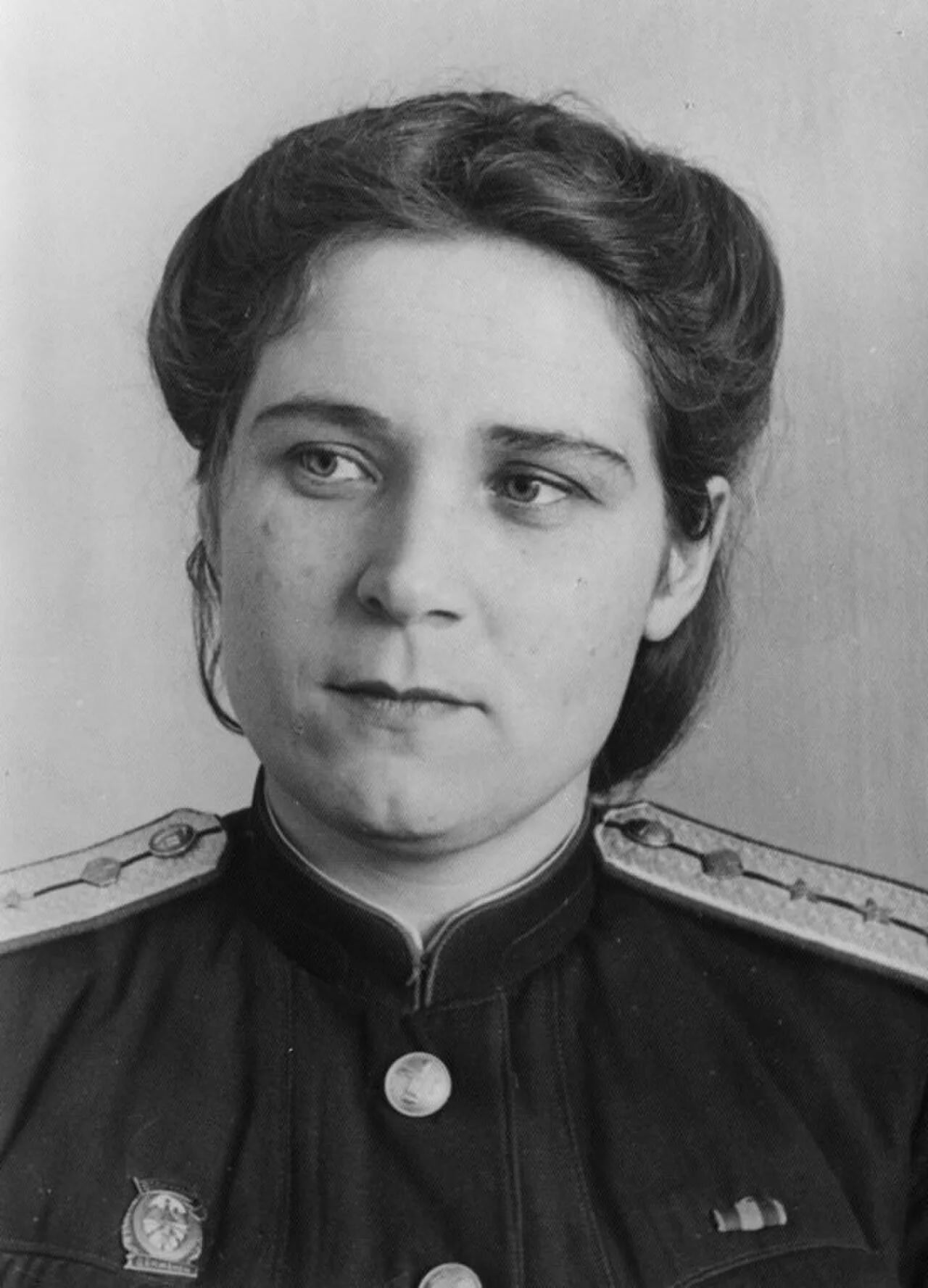 Portrait of Antonina Pashchenko (1917–1981) – memorial page