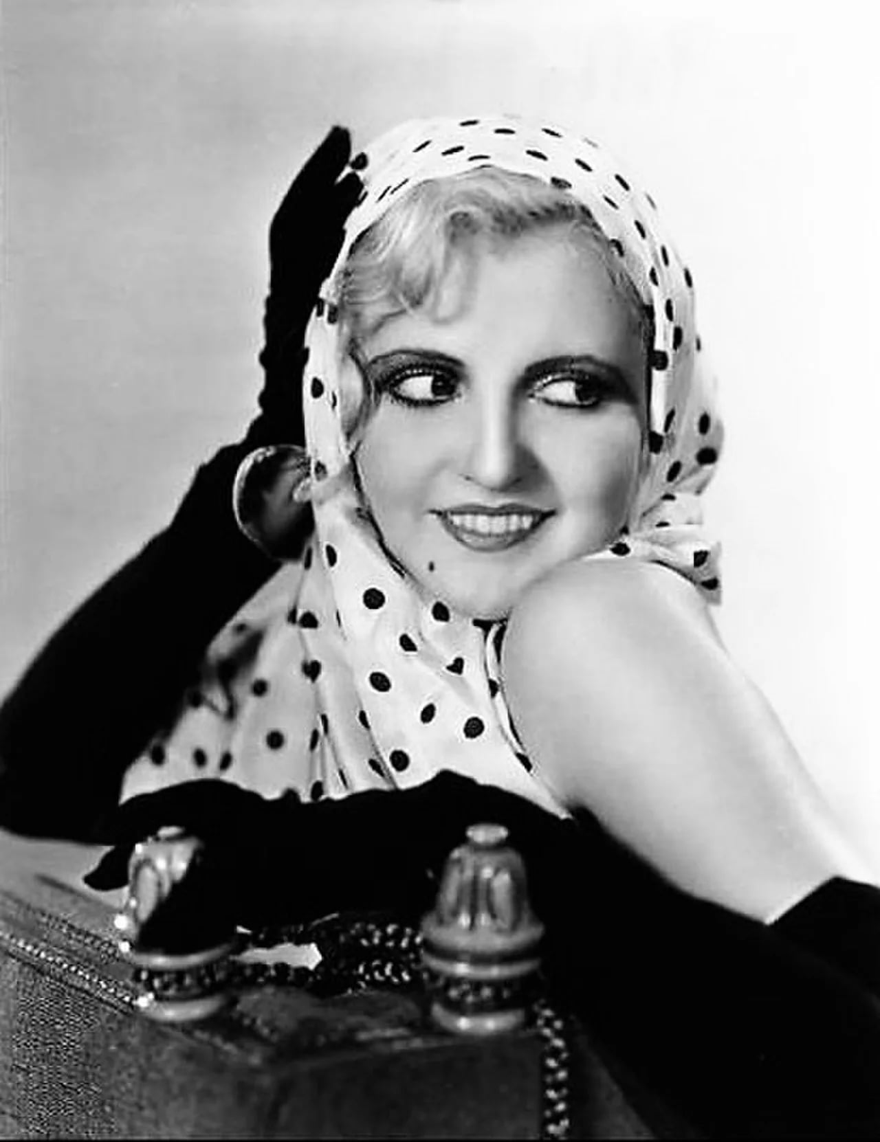 Portrait of Polly Walters (1913–1994) – memorial page