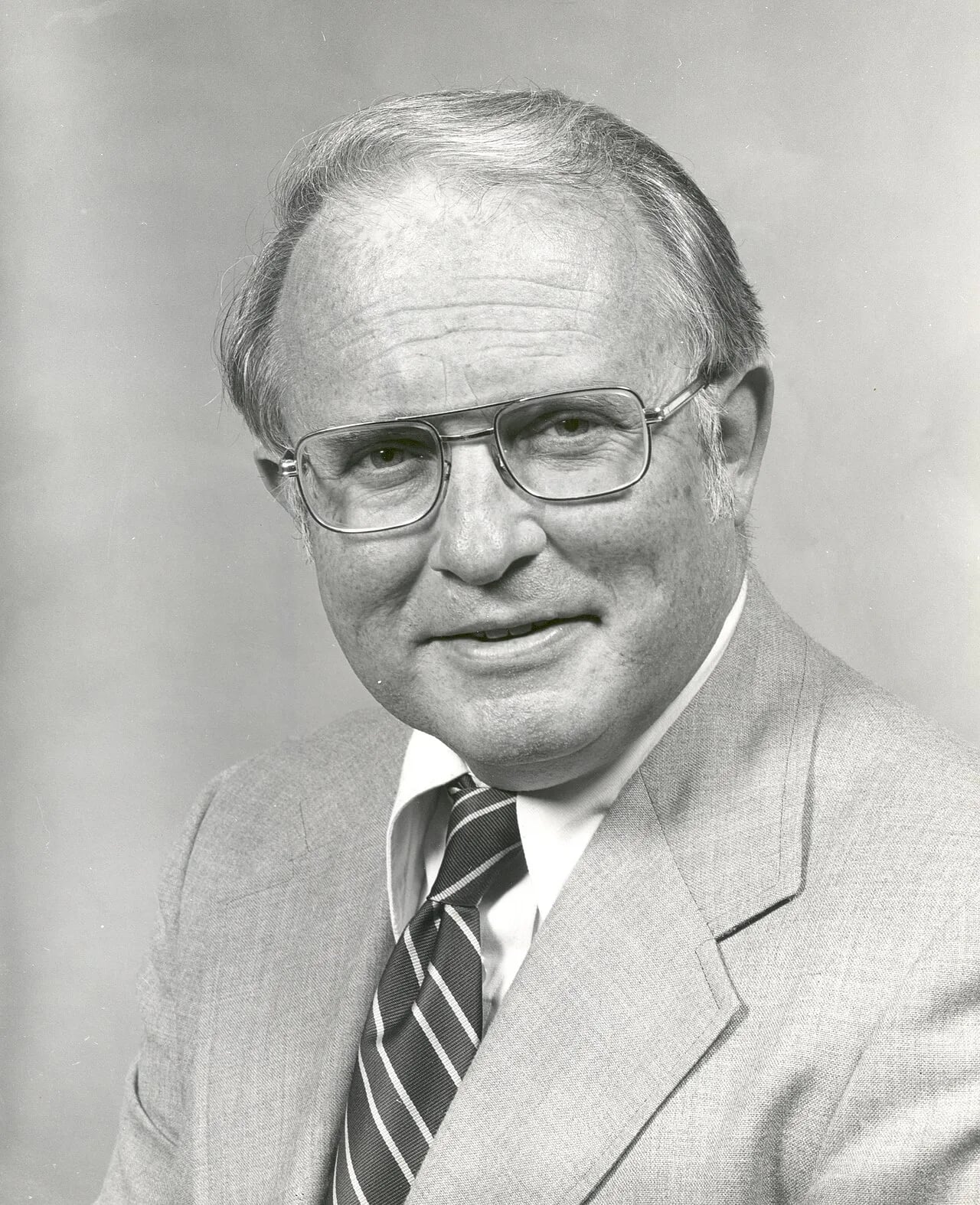 Porträt von Alan M. Lovelace (1929–2018) – Gedenkseite