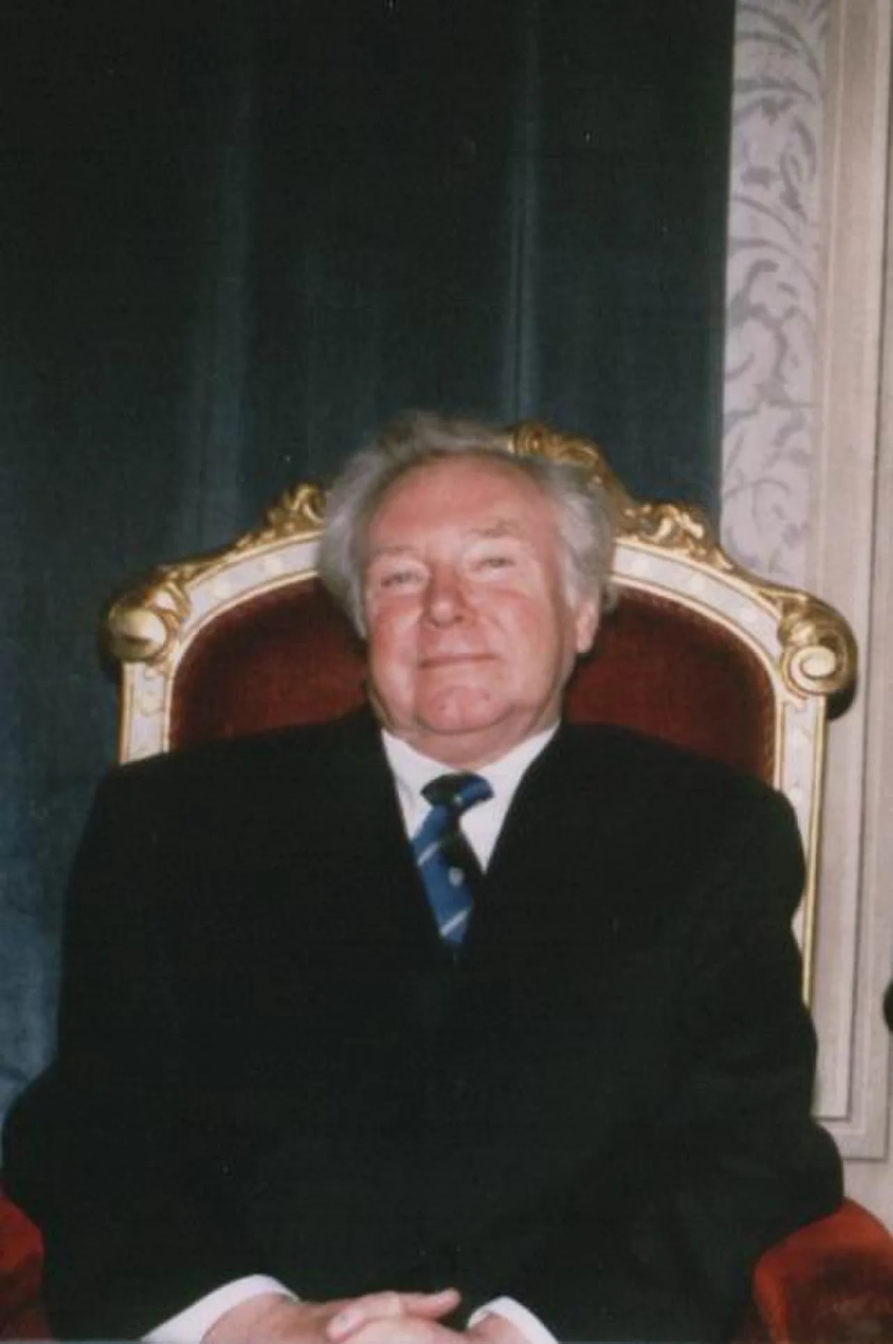 Porträt von Alan Watson (1933–2018) – Gedenkseite