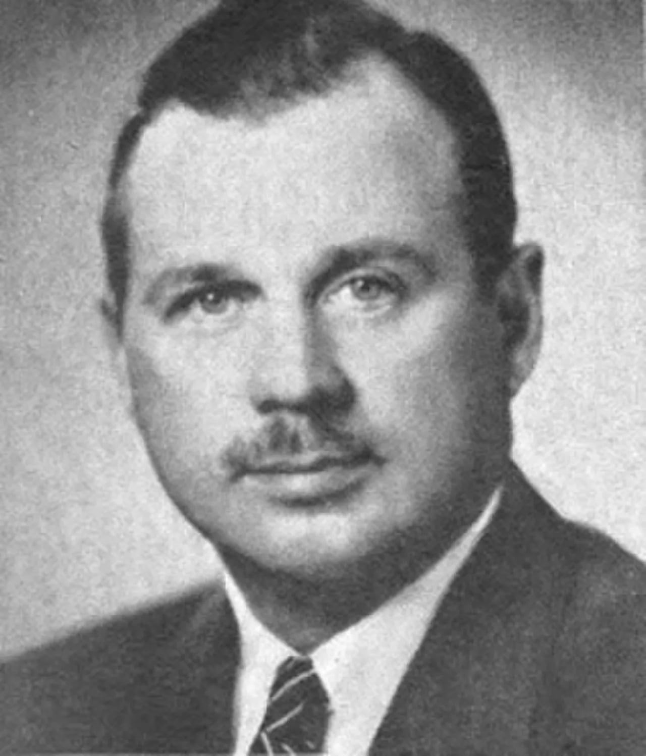 Portrait of Albert David Baumhart (1908–2001) – memorial page