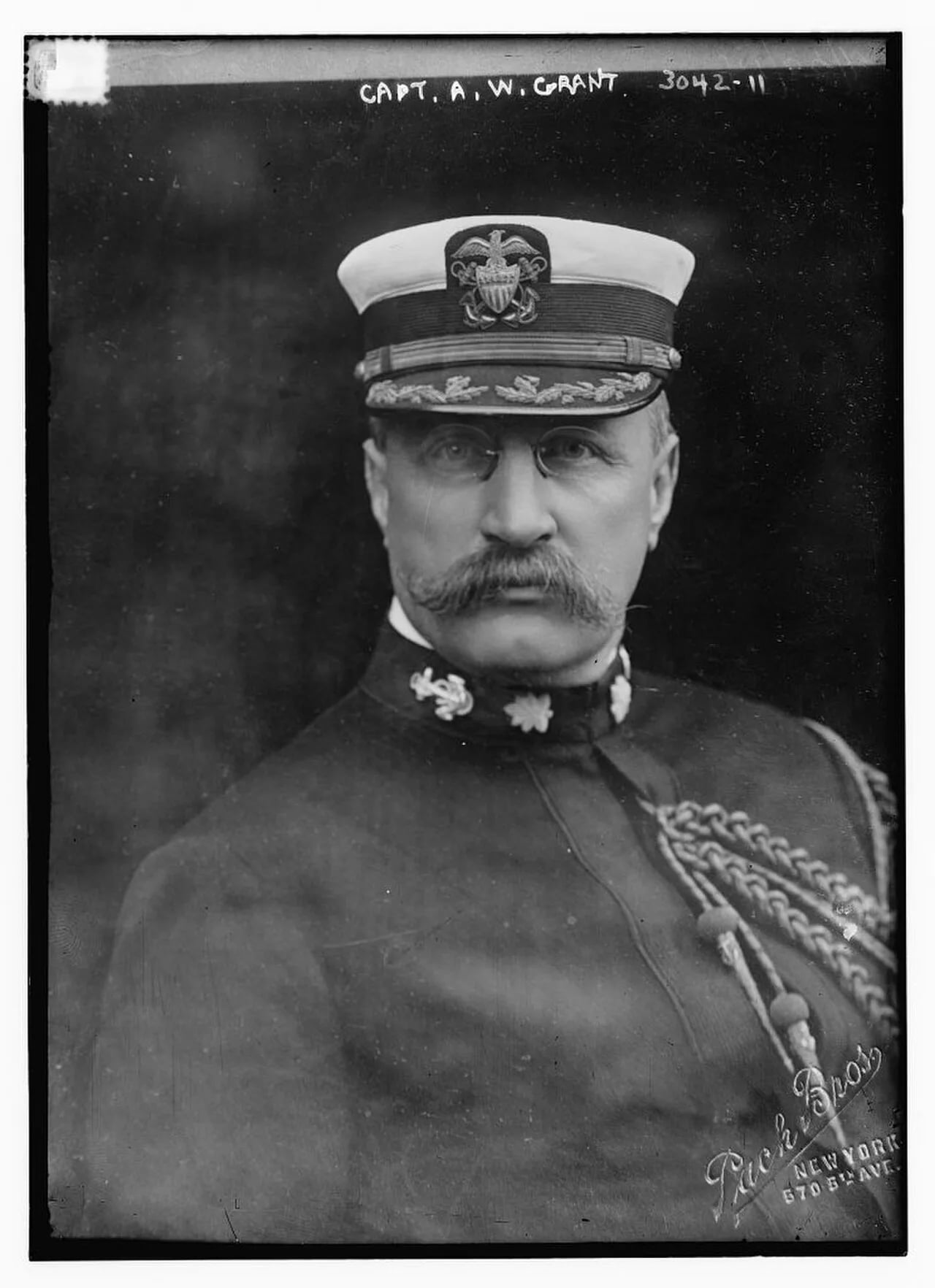 Portrait of Albert W. Grant (1856–1930) – memorial page