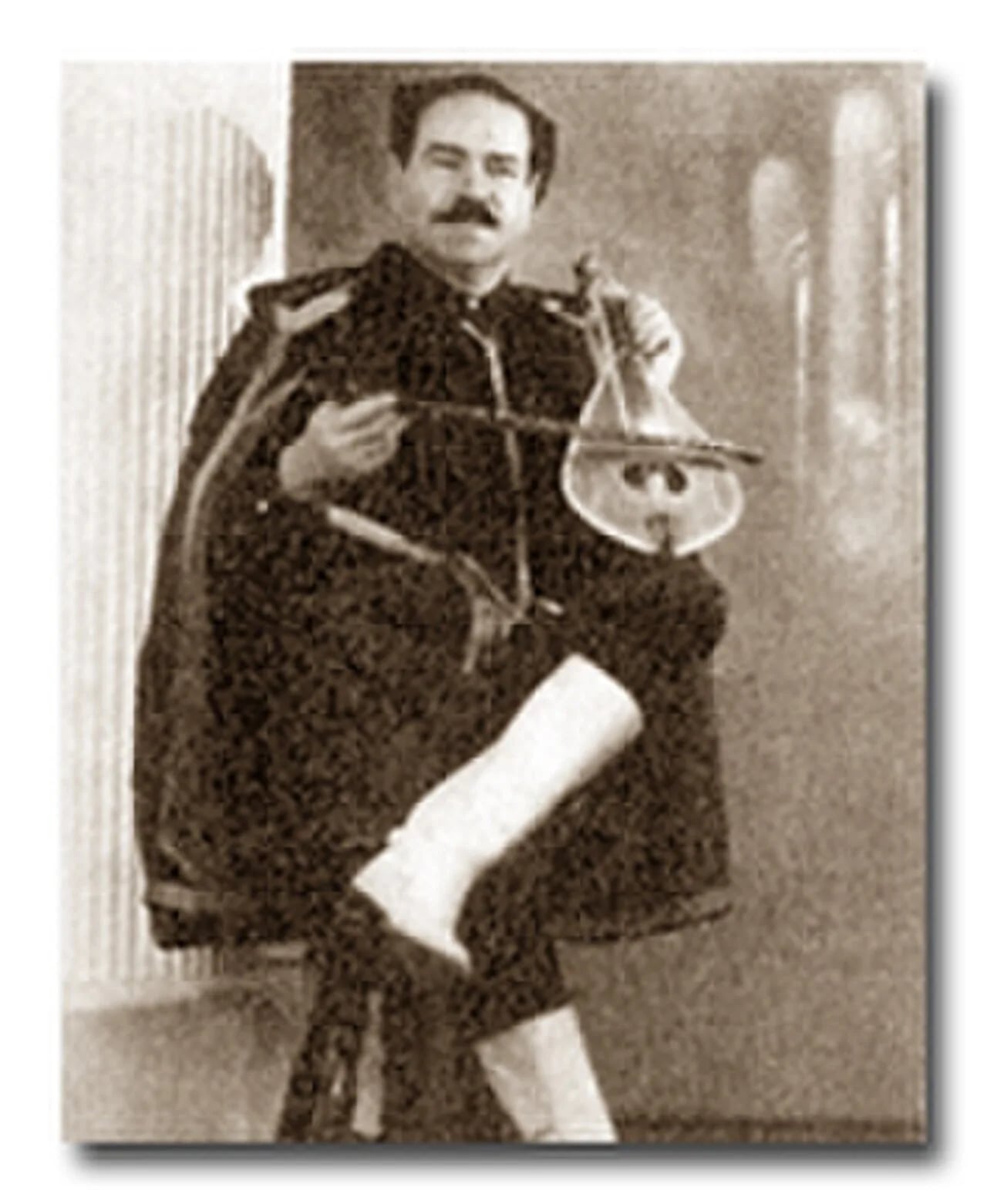 Portrait of Alekos Karavitis (1904–1975) – memorial page