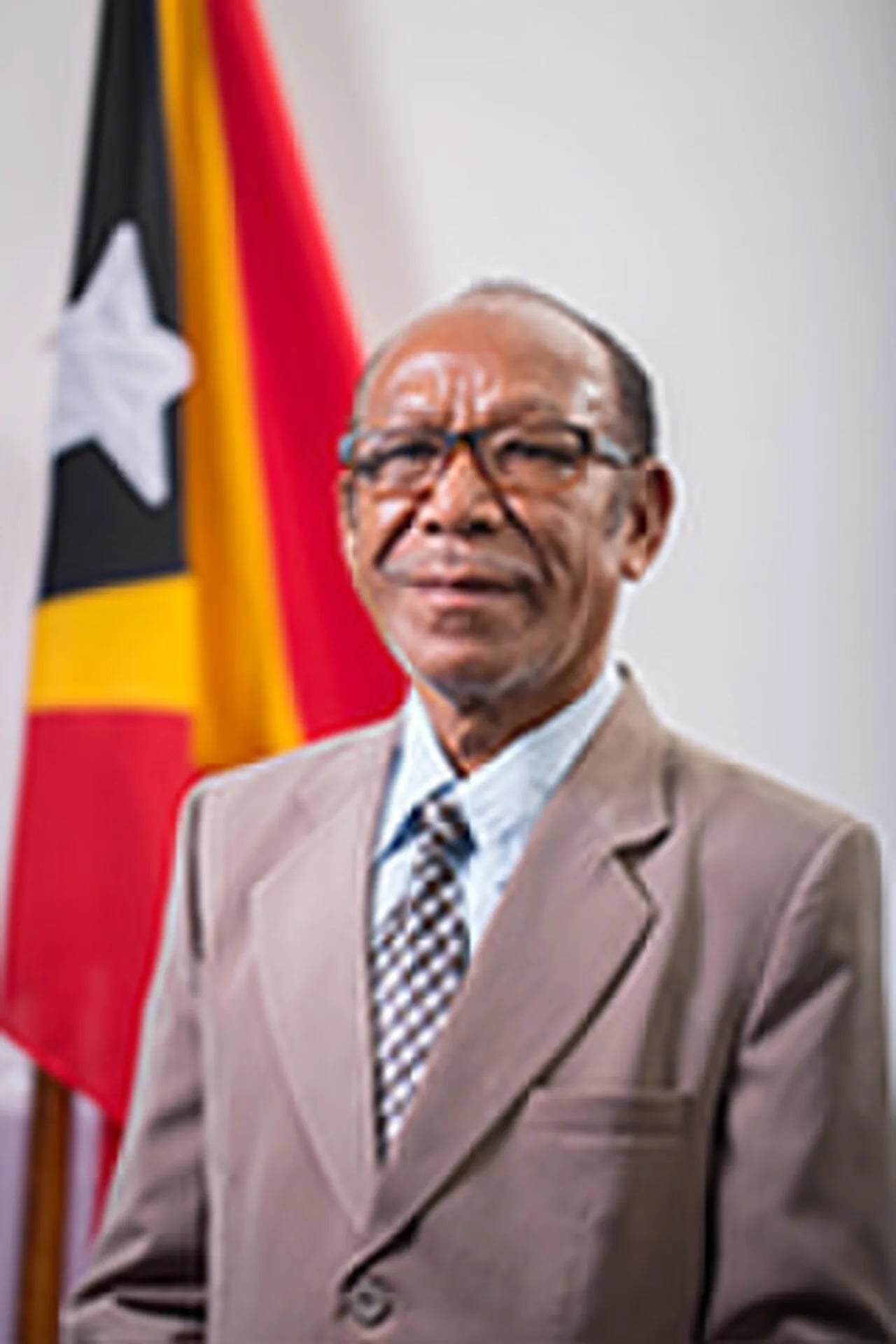 Portrait of Ernesto Fernandes (1945–2025) – memorial page
