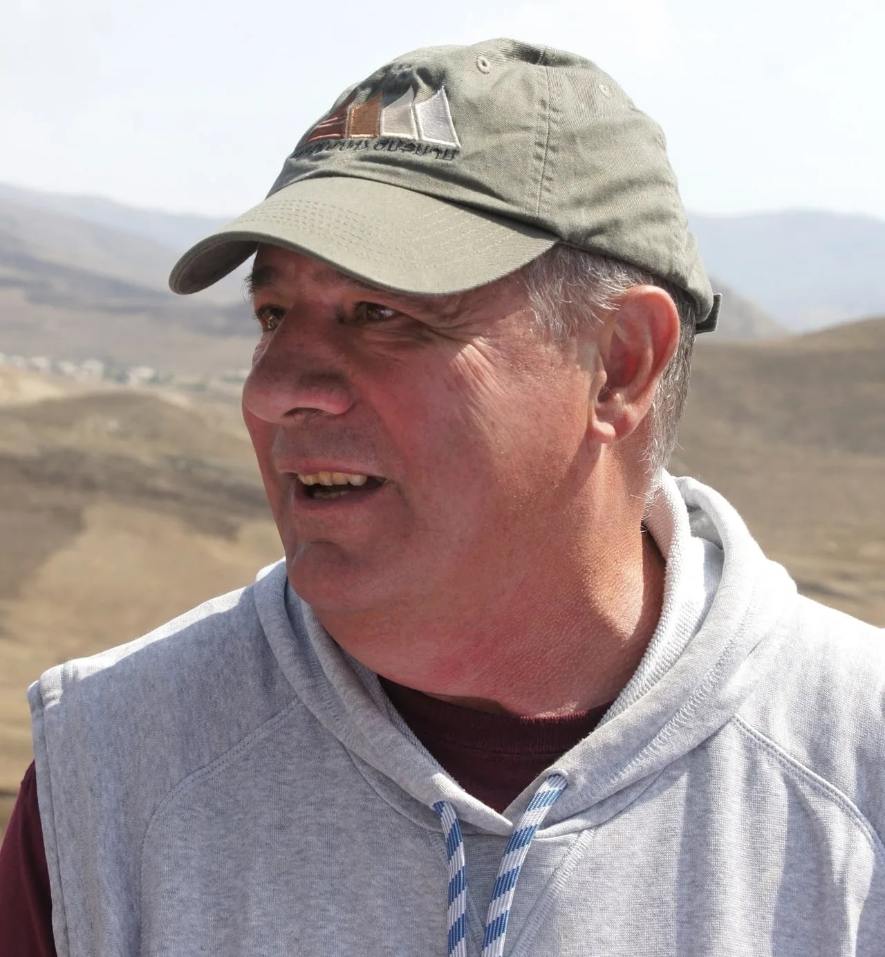 Portrait of Arkady Karakhanyan (1951–2017) – memorial page