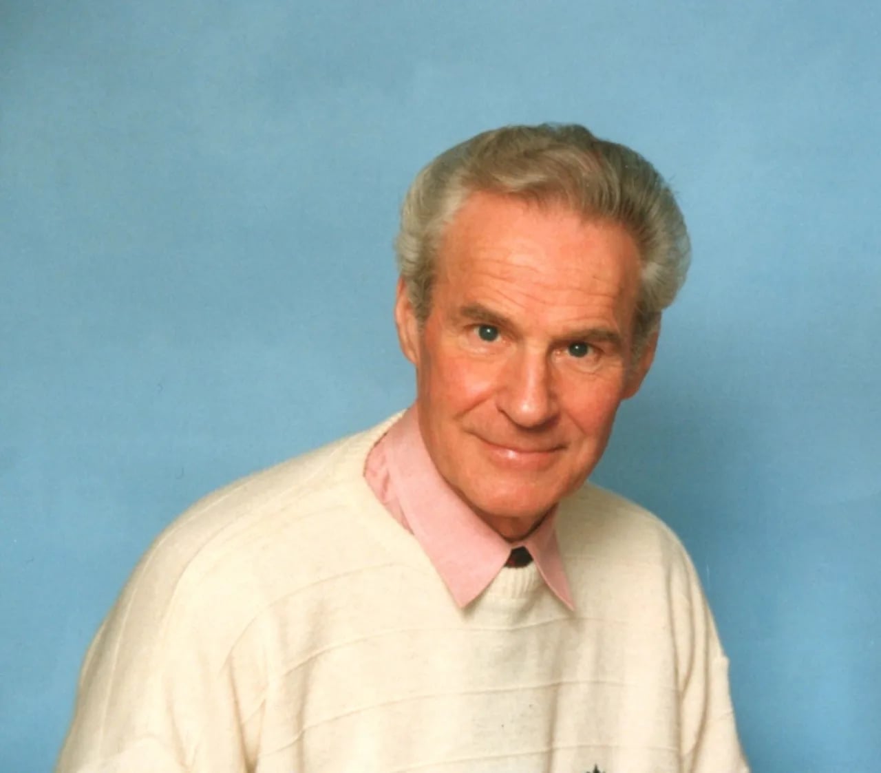Portrait of Alex Macintosh (1925–1997) – memorial page