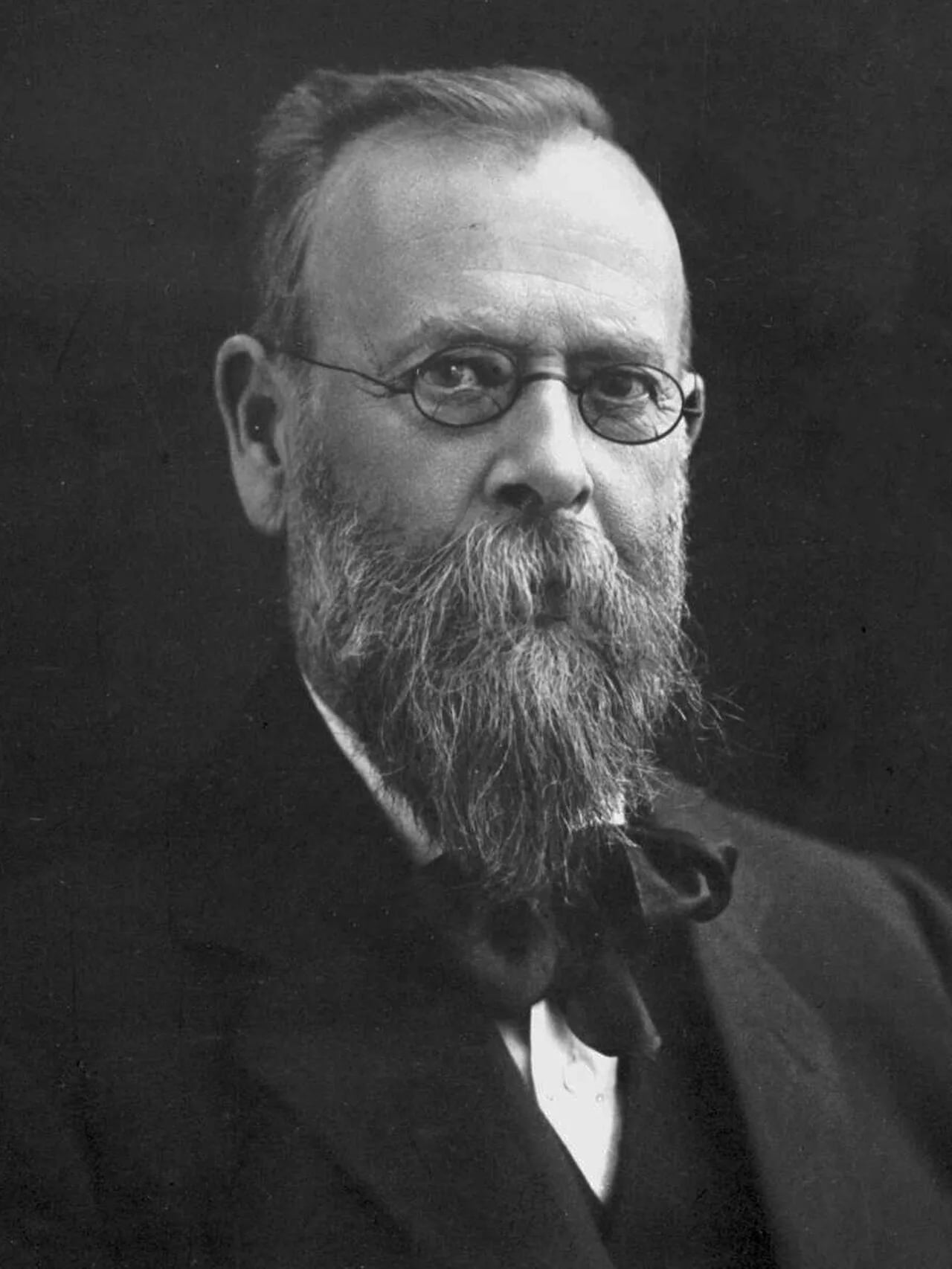 Portrait of Alexander William Bickerton (1842–1929) – memorial page