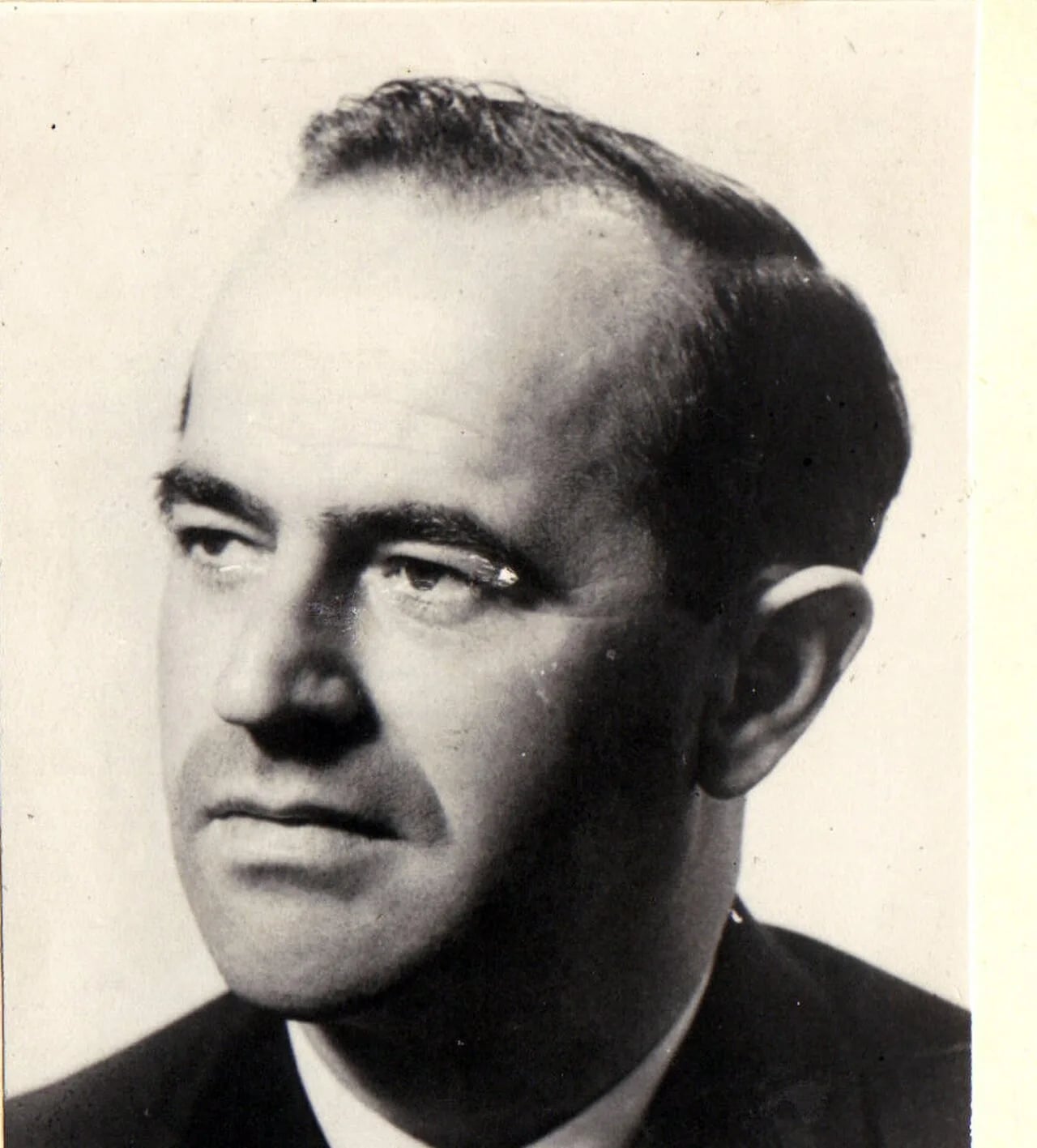 Portrait of Alexandru Moghioroș (1911–1969) – memorial page