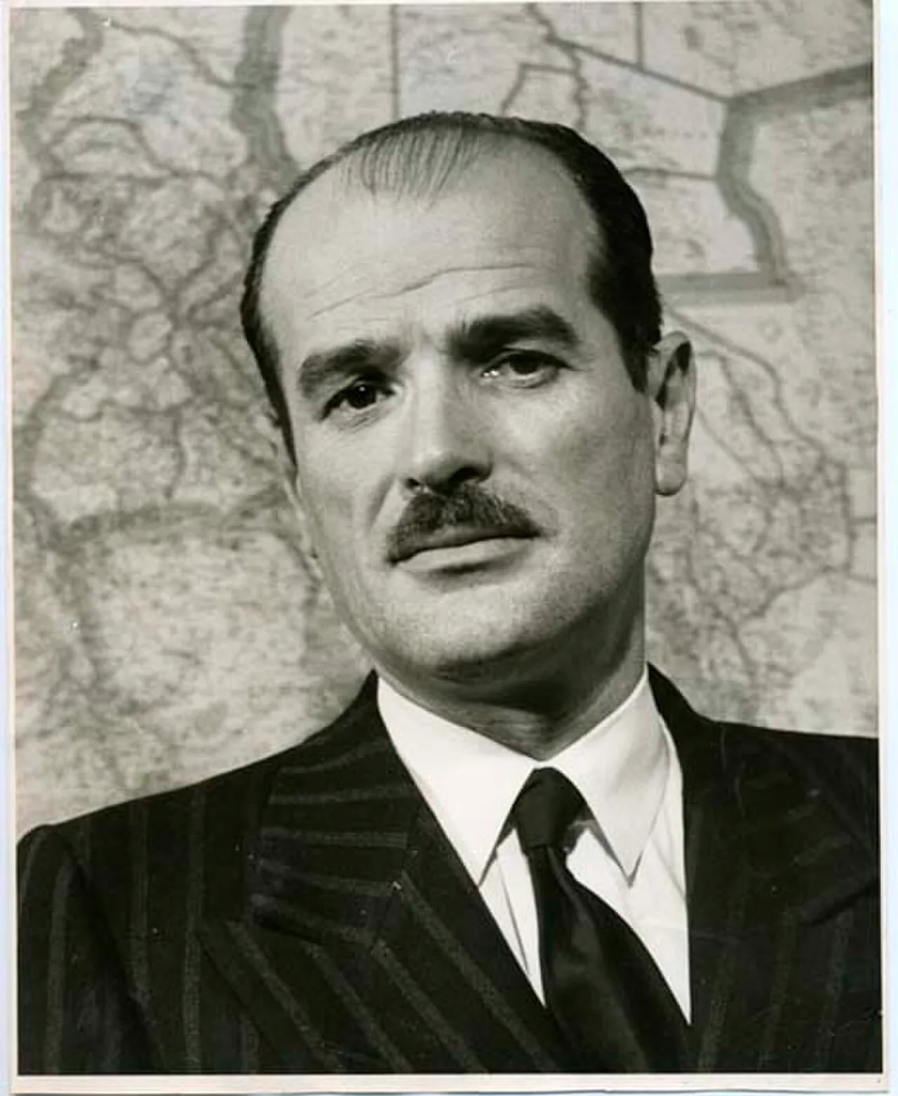Porträt von Alfonso Gumucio Reyes (1914–1981) – Gedenkseite