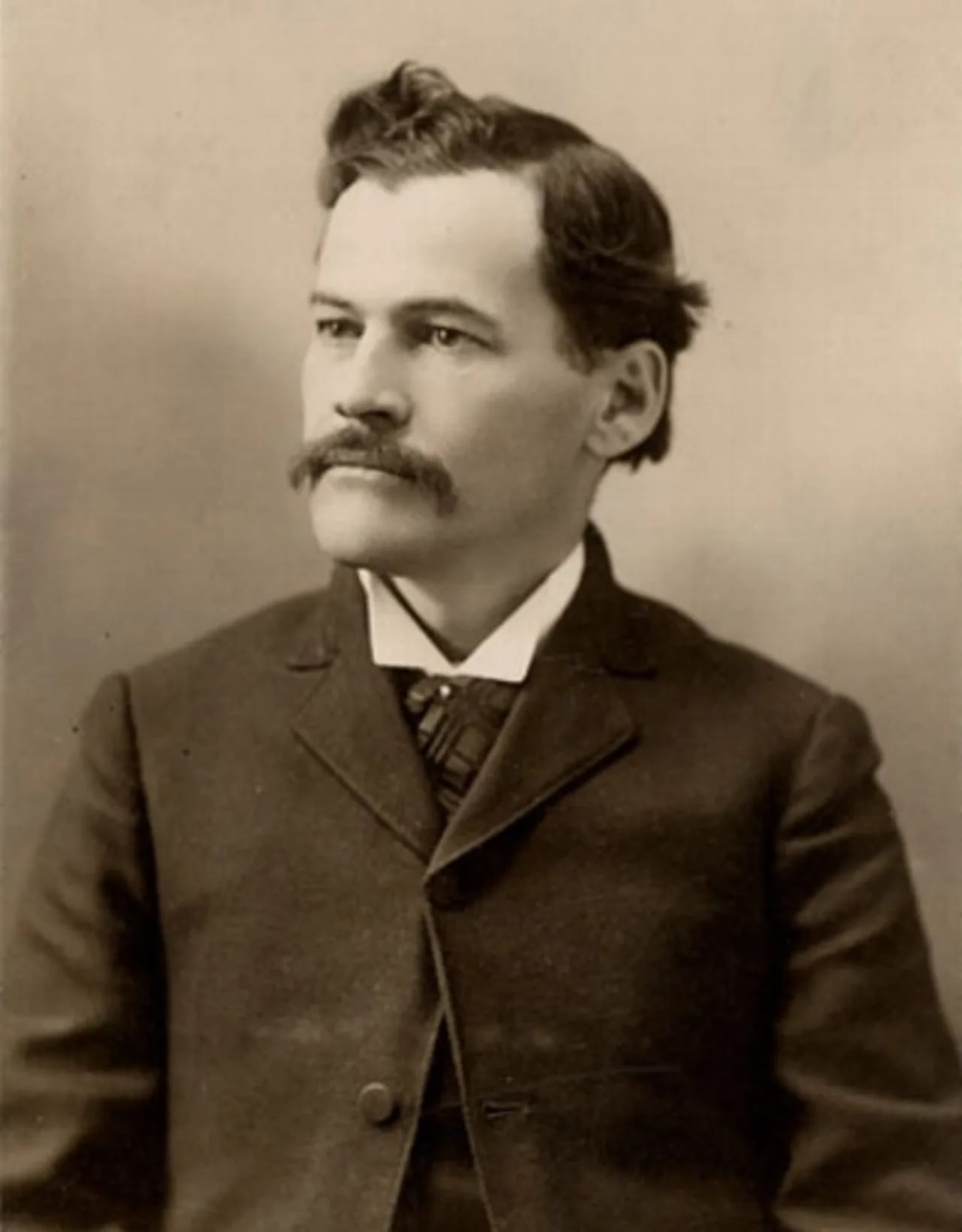 Porträt von Alfred Girard (1859–1919) – Gedenkseite