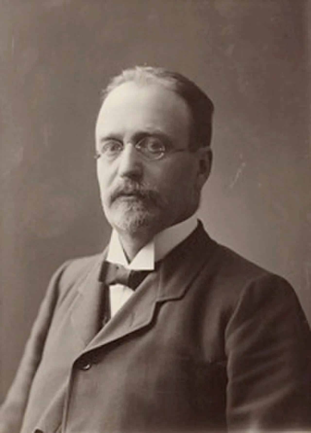 Portrait of Alfred Jensen (1859–1921) – memorial page
