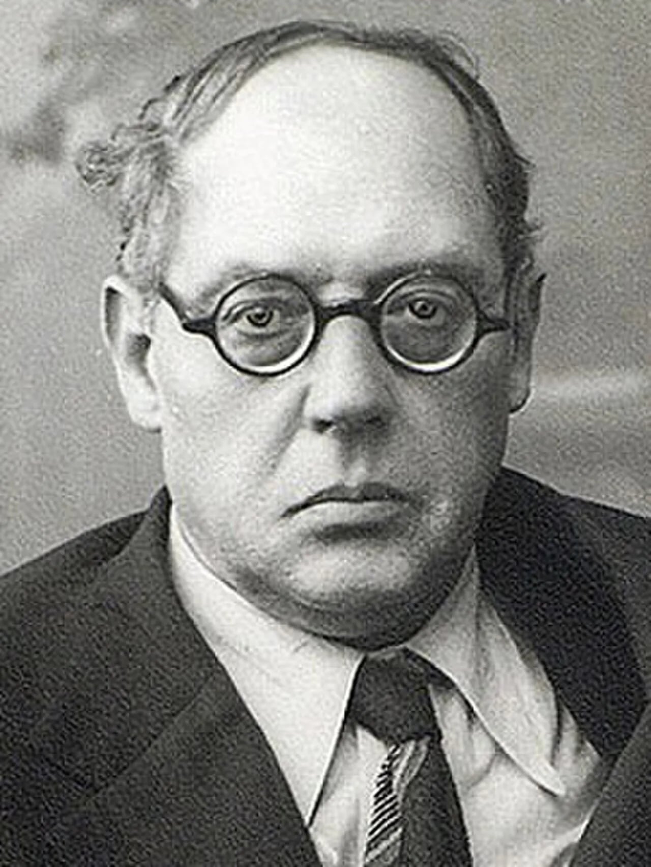 Portrait of Alfredo Pimenta (1882–1950) – memorial page