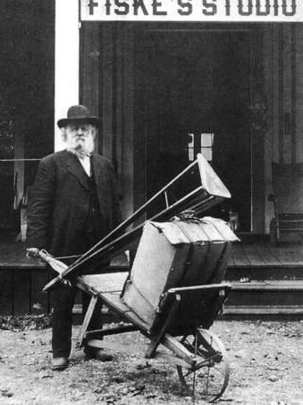 Porträt von George Fiske (1835–1918) – Gedenkseite