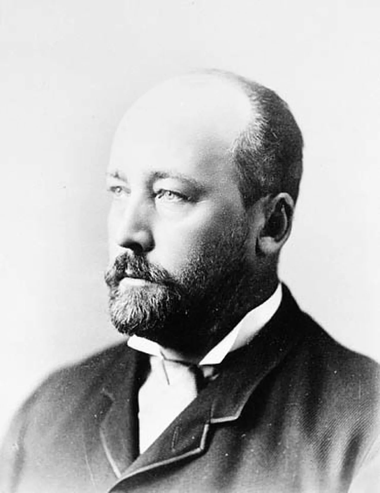 Portrait of William Cornelius Van Horne (1843–1915) – memorial page