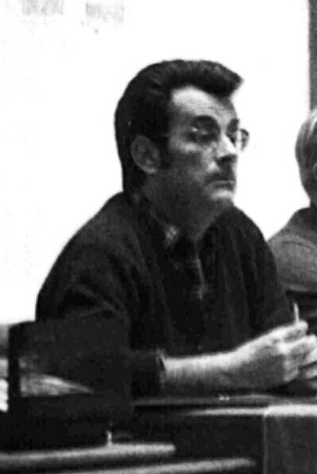 Porträt von Pierre Broué (1926–2005) – Gedenkseite