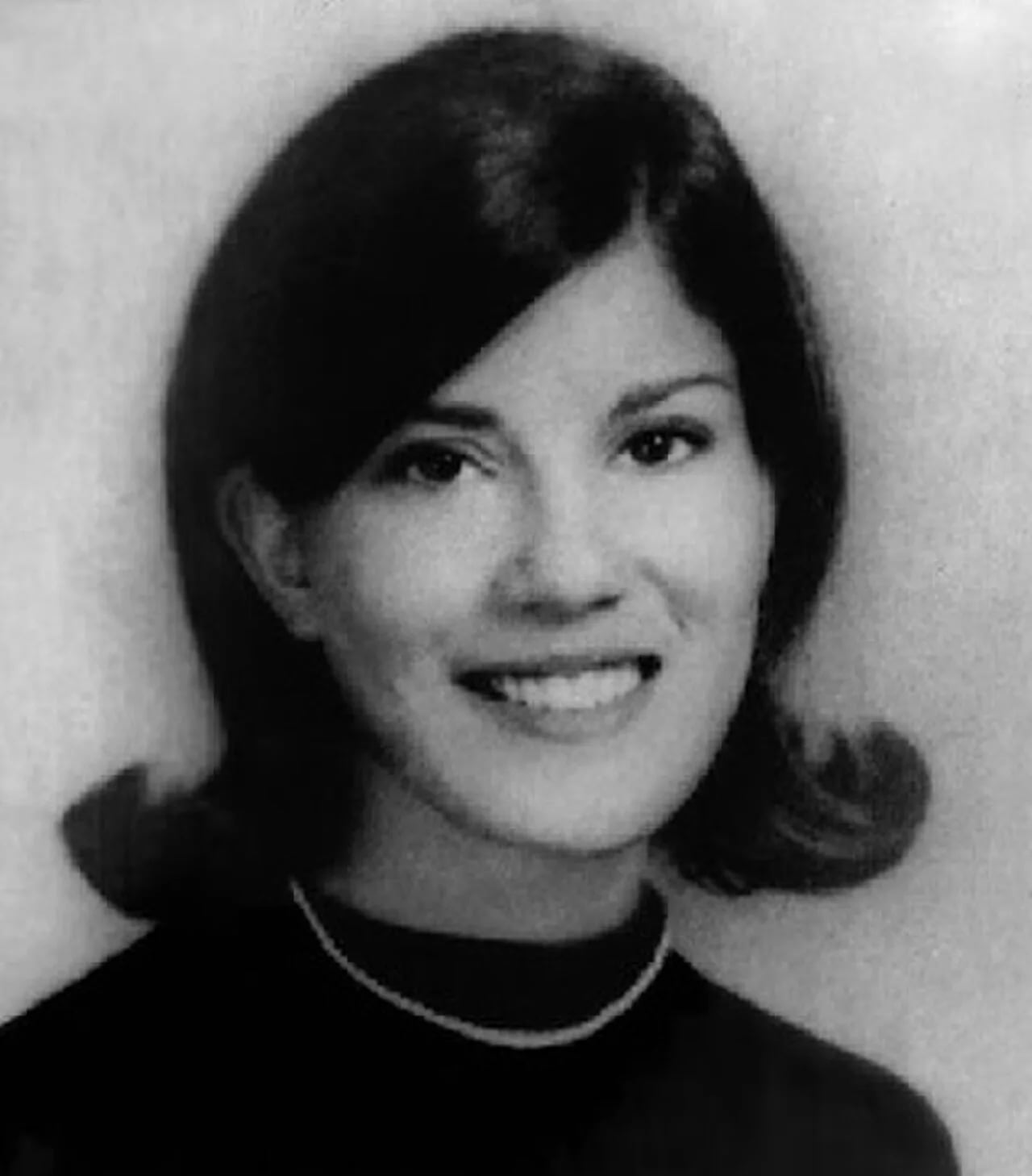 Portrait of Allison Krause (1951–1970) – memorial page