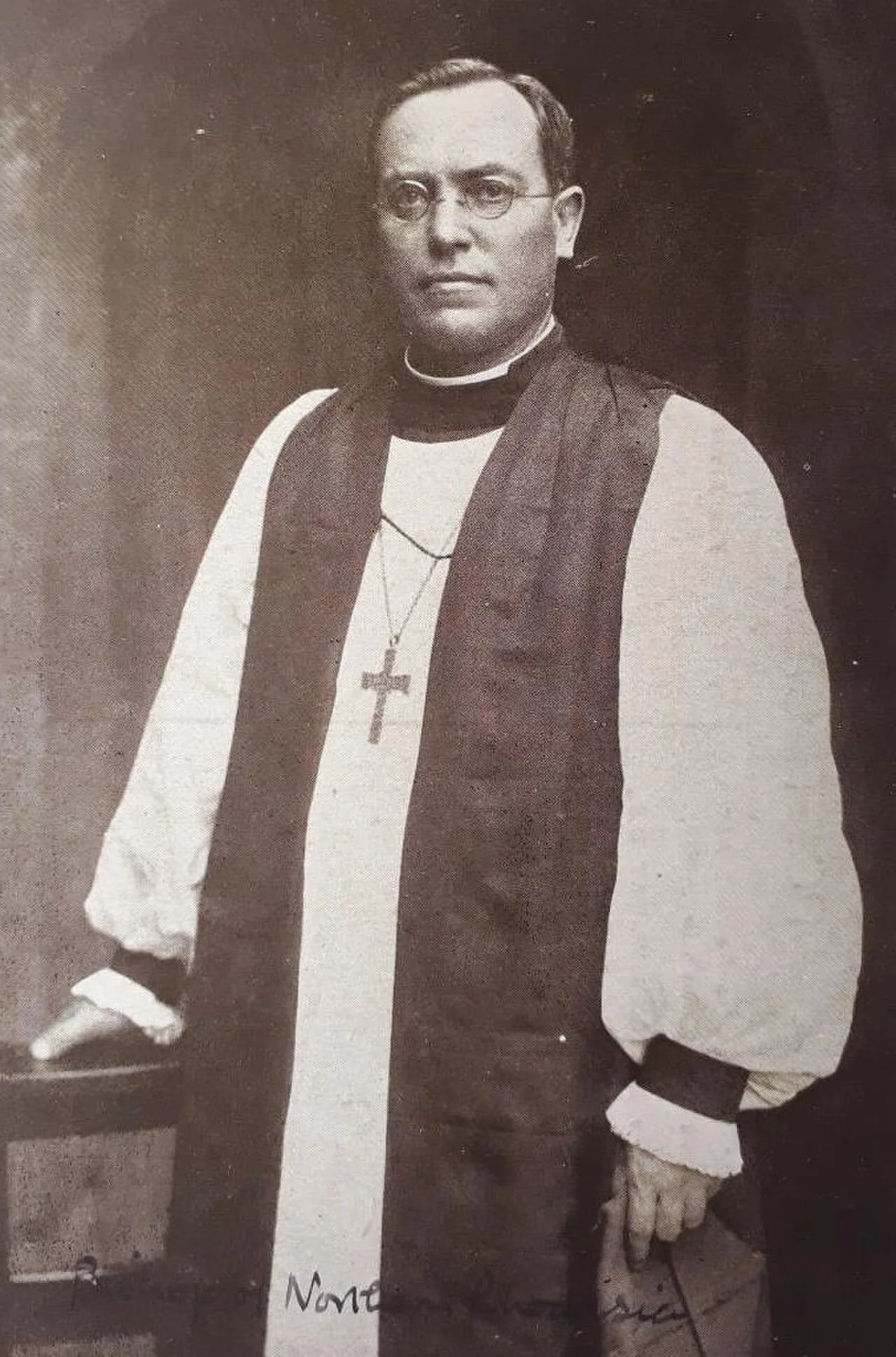 Portrait of Alston May (1869–1940) – memorial page