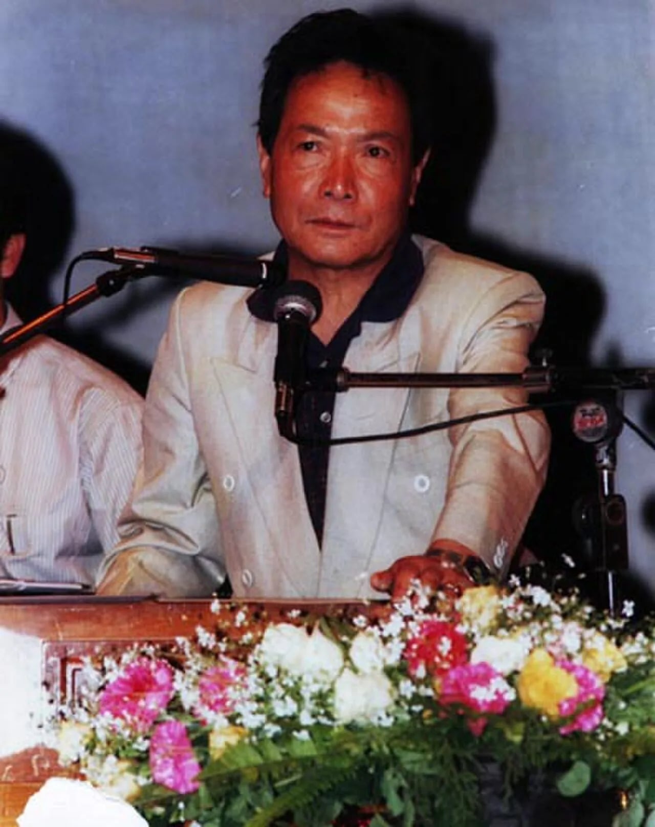 Portrait of Amber Gurung (1938–2016) – memorial page