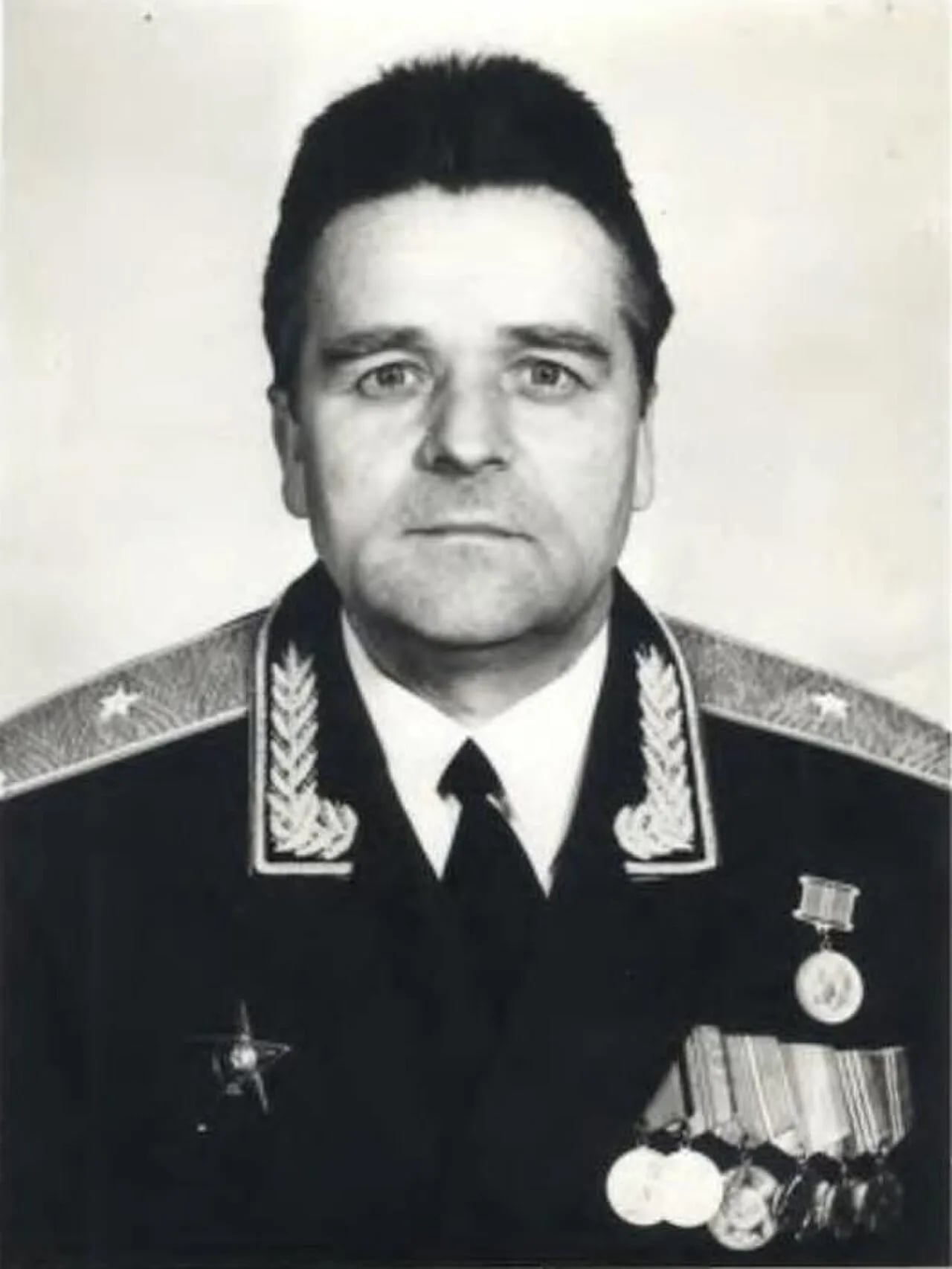 Porträt von Pyotr Kuzovkov (1929–2017) – Gedenkseite