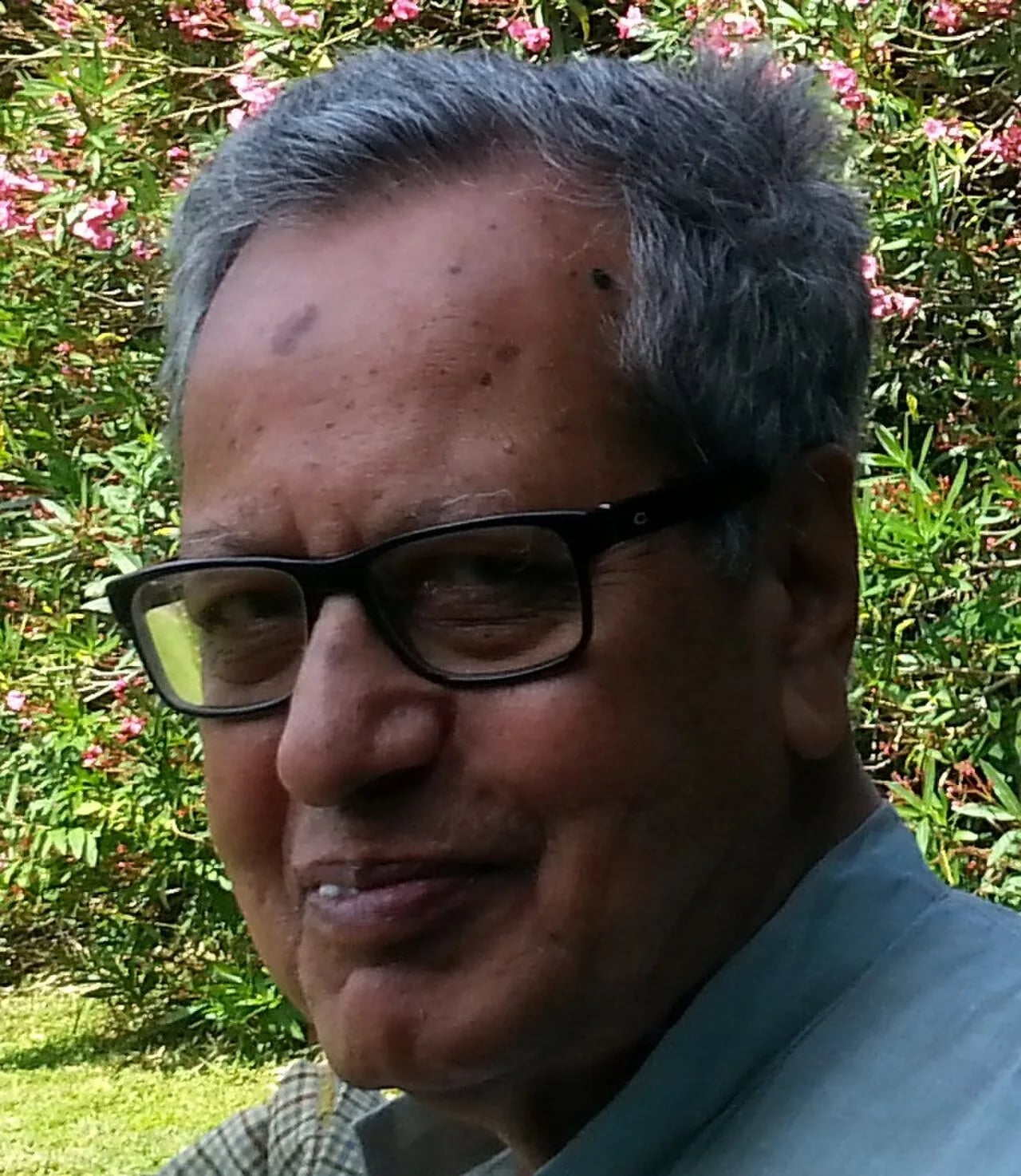 Portrait of Amiya Kumar Bagchi (1936–2024) – memorial page