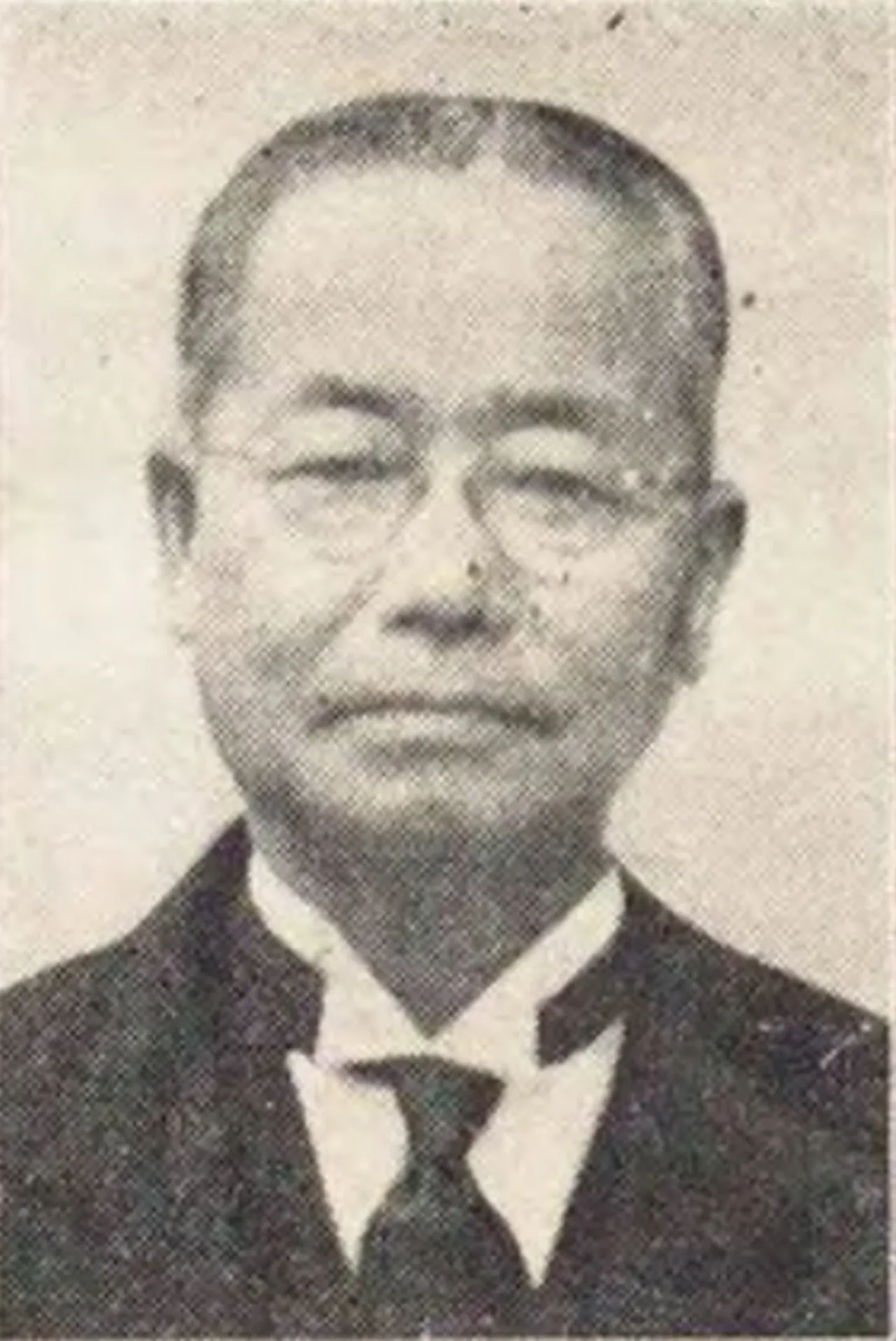 Porträt von Mitsuhashi Shirōji (1879–1955) – Gedenkseite