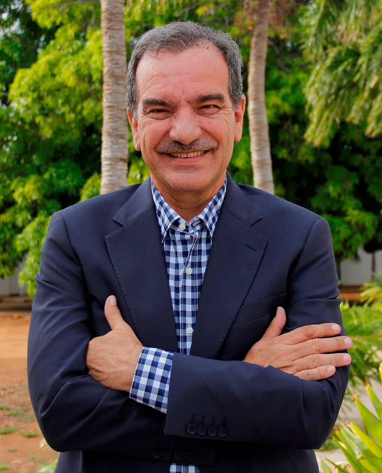 Portrait of Luis Stefanelli (1957–2025) – memorial page