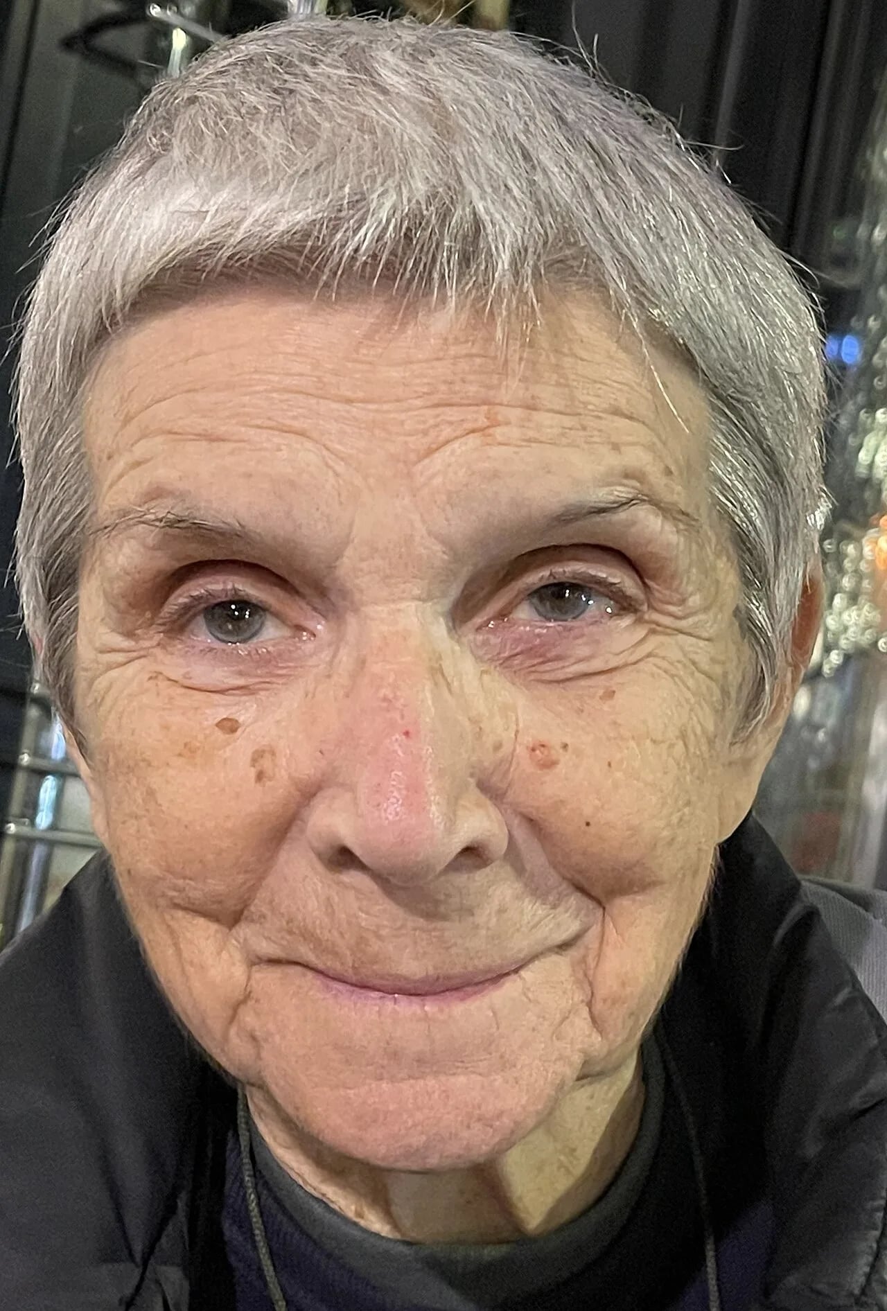 Porträt von Bojana Andrić (1944–2025) – Gedenkseite