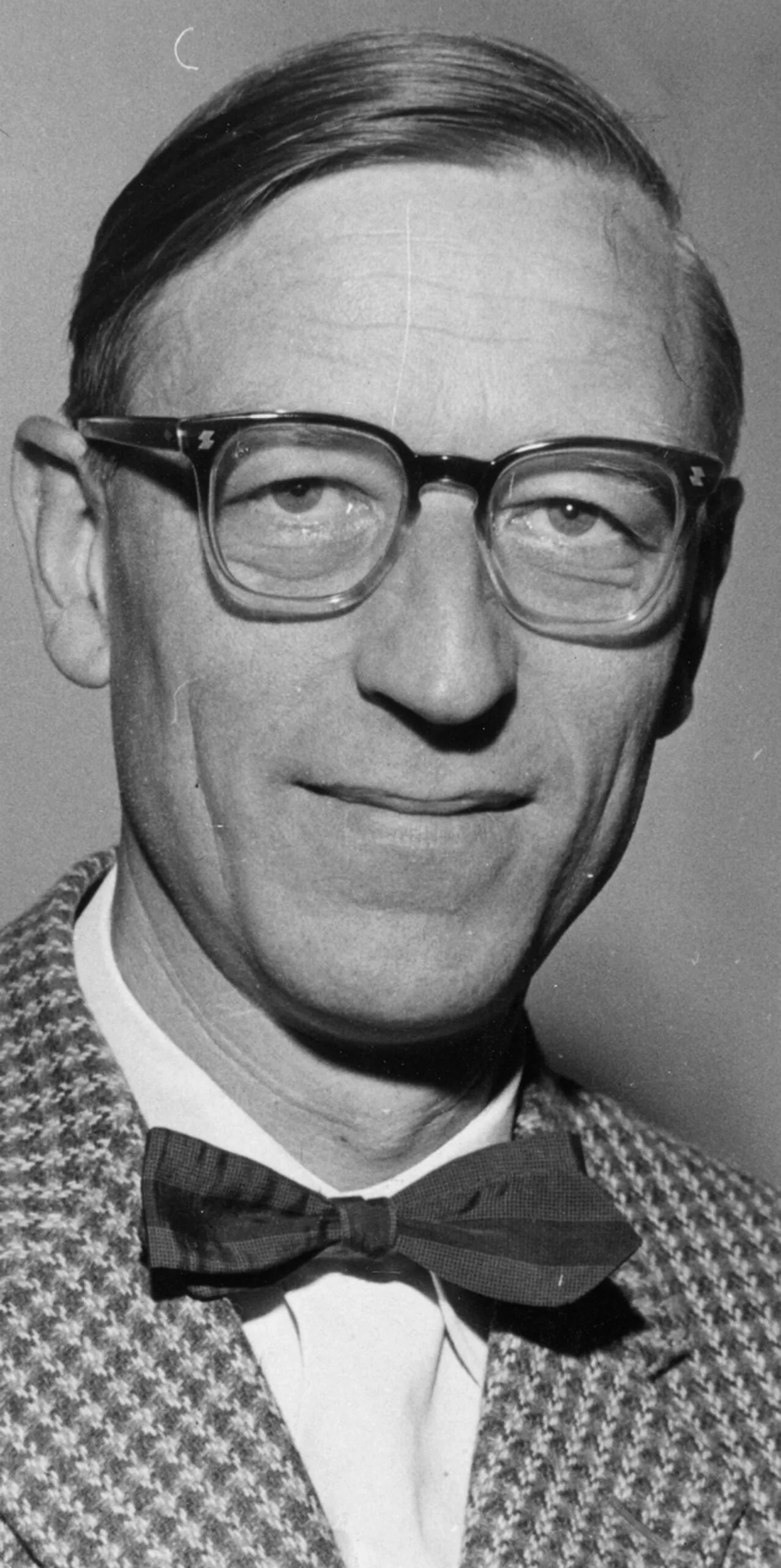 Portrait of Anders Buraas (1915–2010) – memorial page