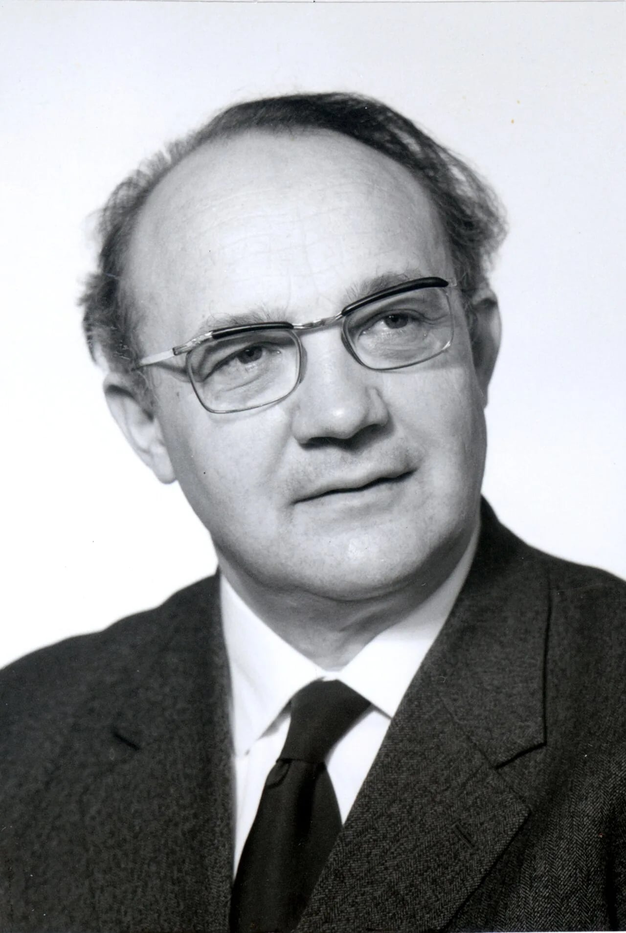 Portrait of Anders John Aune (1923–2011) – memorial page