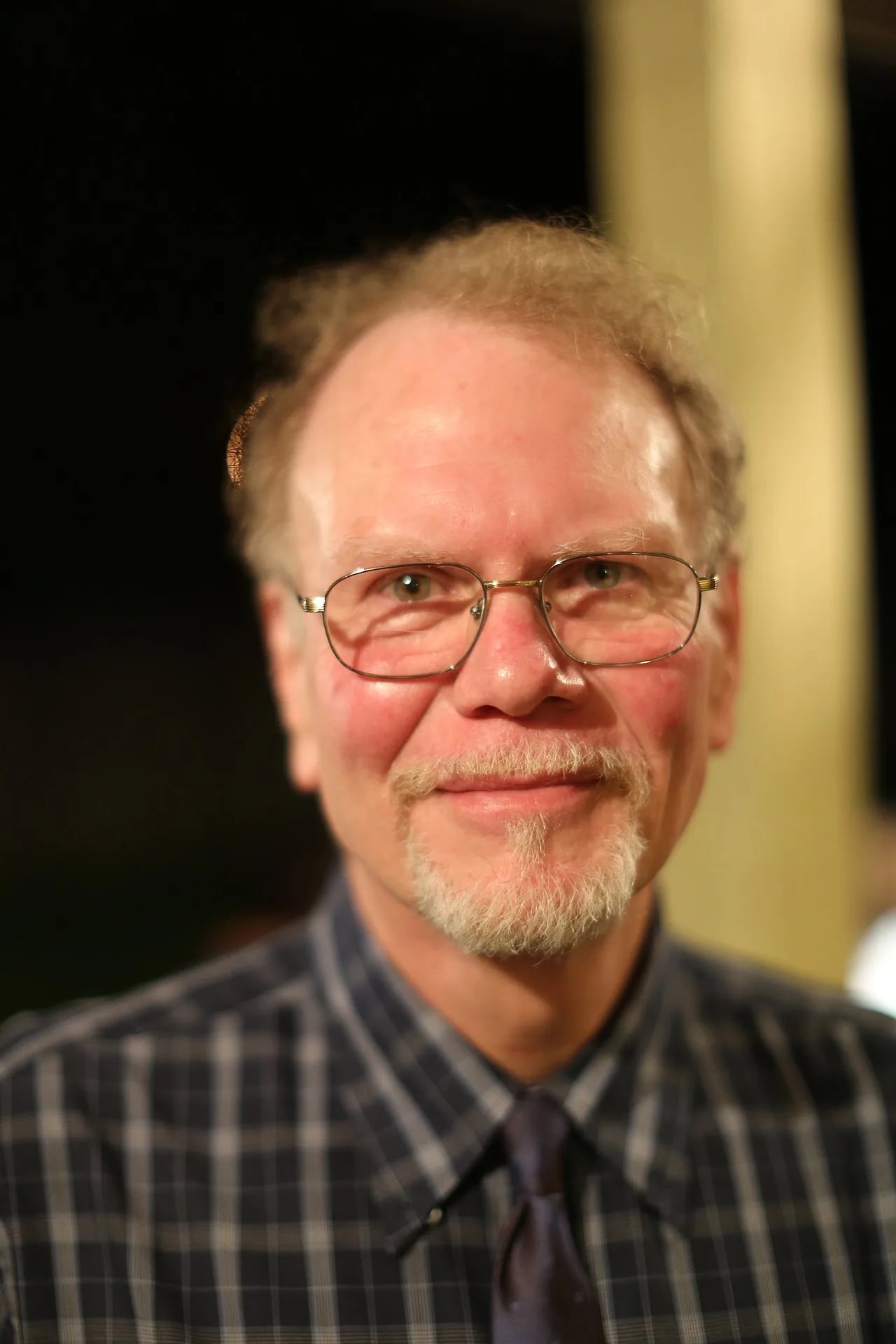Porträt von John Wood (1947–2022) – Gedenkseite