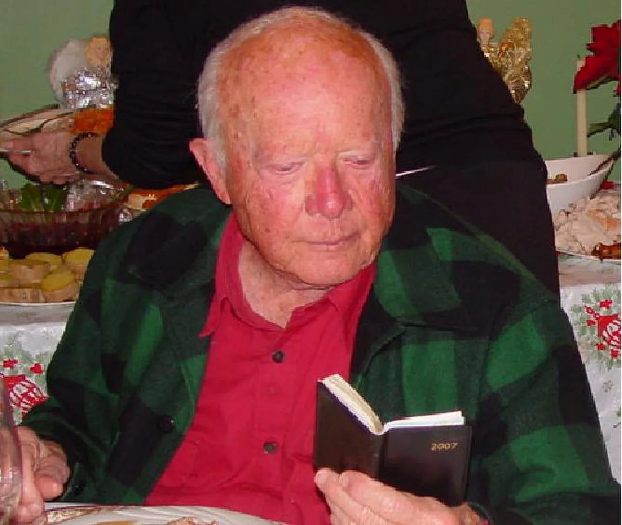 Portrait of Andrew Benson (1917–2015) – memorial page