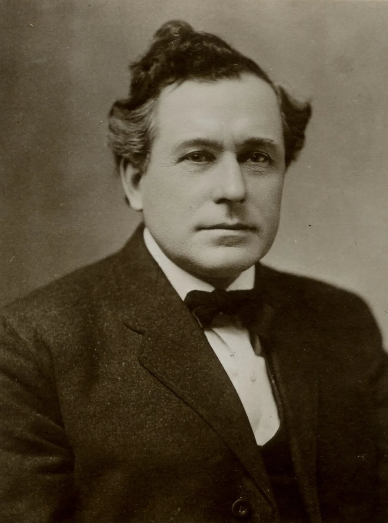 Porträt von Andrew Delmar Hopkins (1857–1948) – Gedenkseite