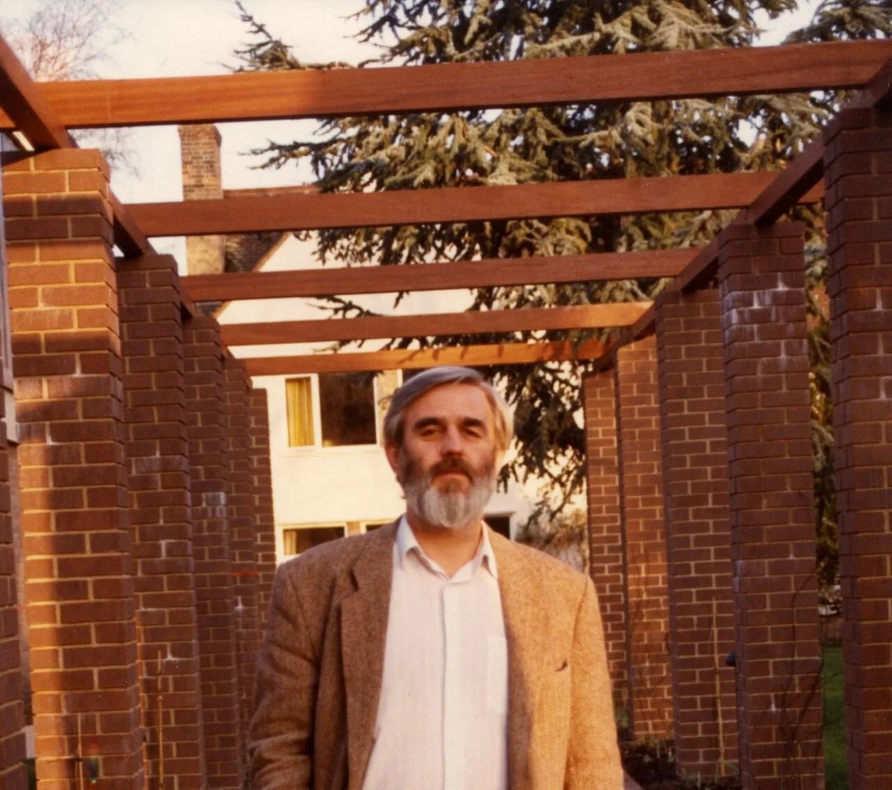 Portrait of Andrew Graham-Yooll (1944–2019) – memorial page