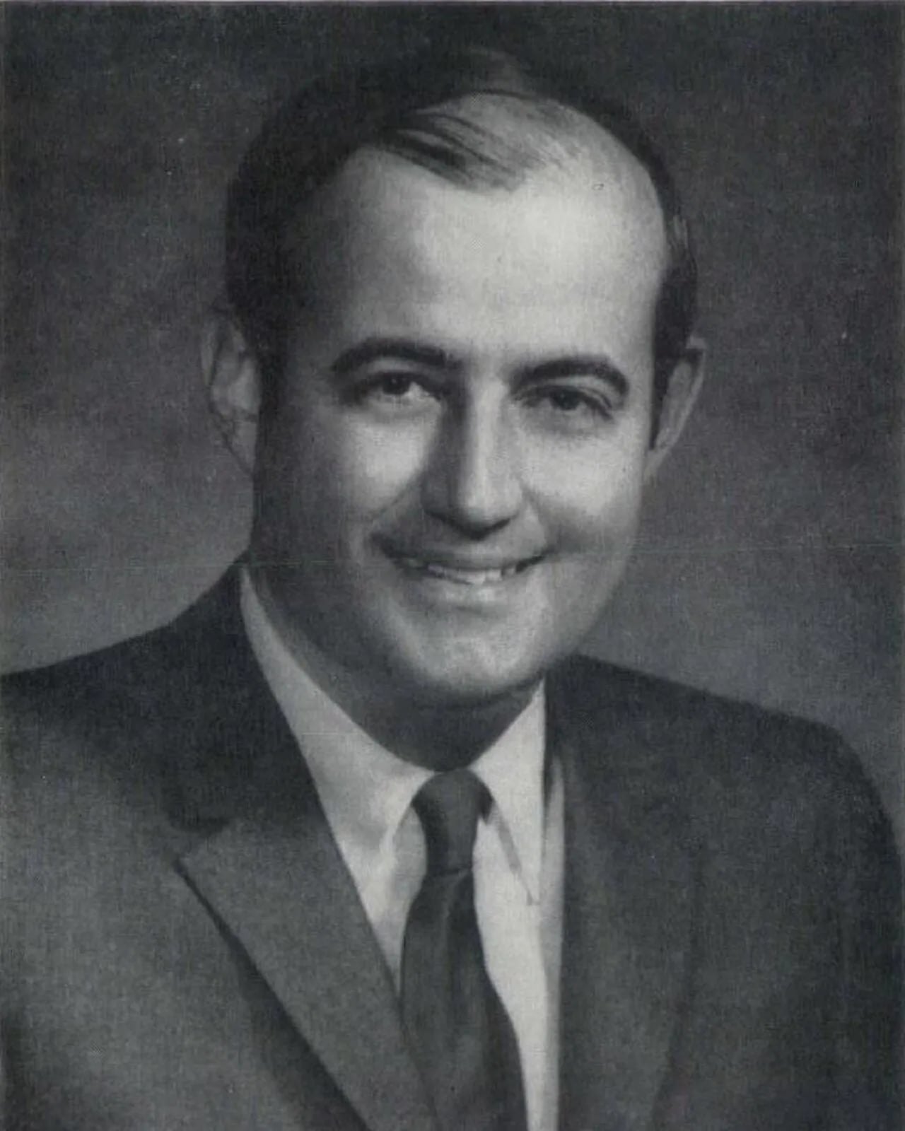 Porträt von Andrew P. Miller (1932–2021) – Gedenkseite
