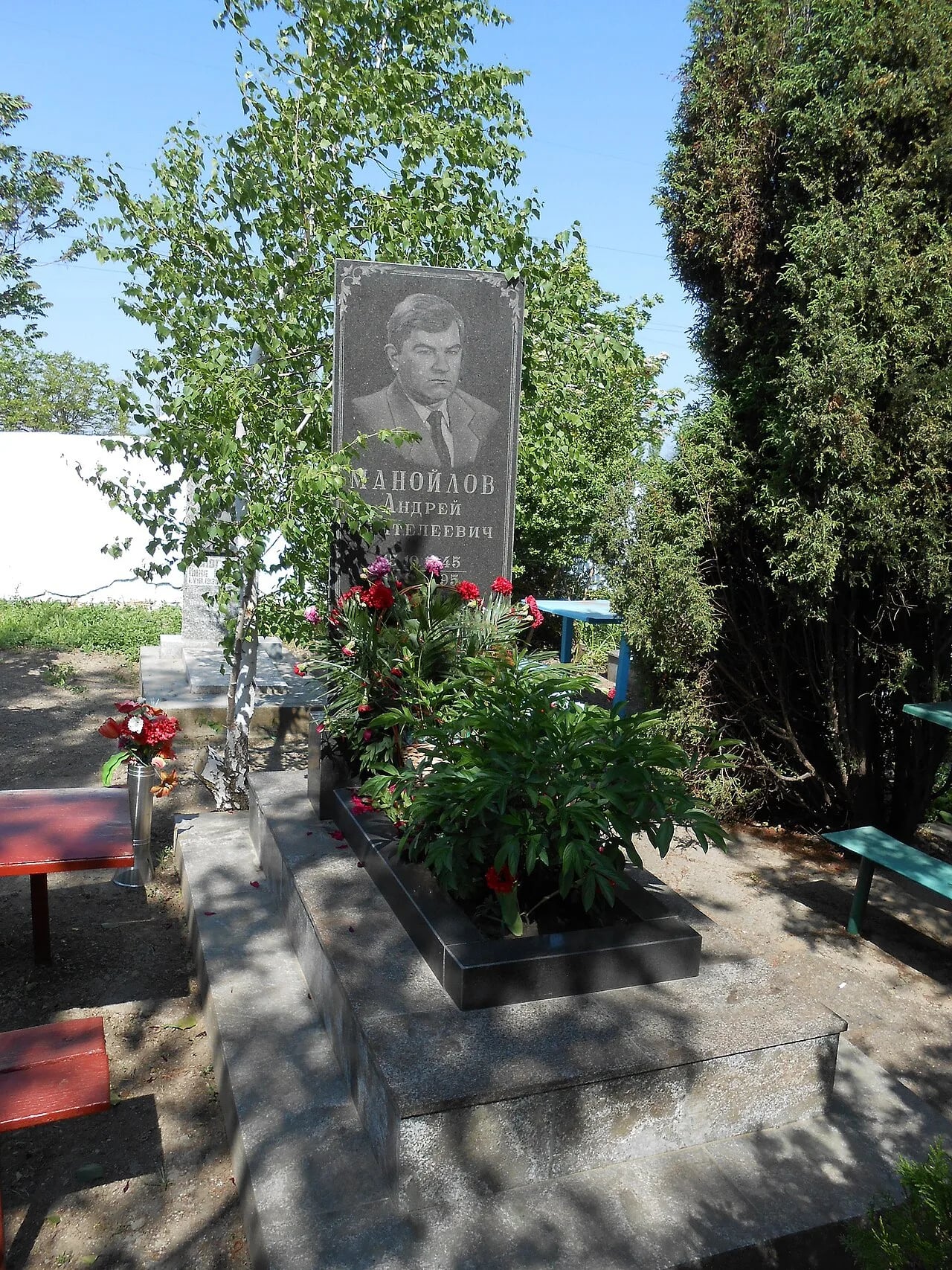 Portrait of Andrei Pantelejewitsch Manoilow (1945–1995) – memorial page