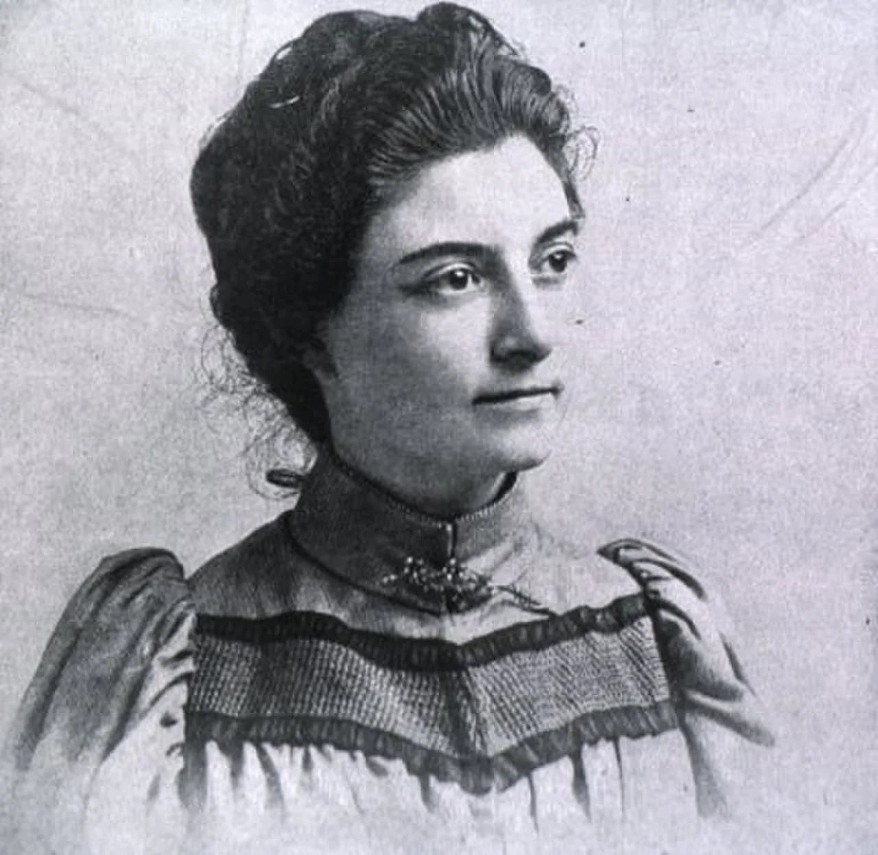 Portrait of Anita Newcomb McGee (1864–1940) – memorial page