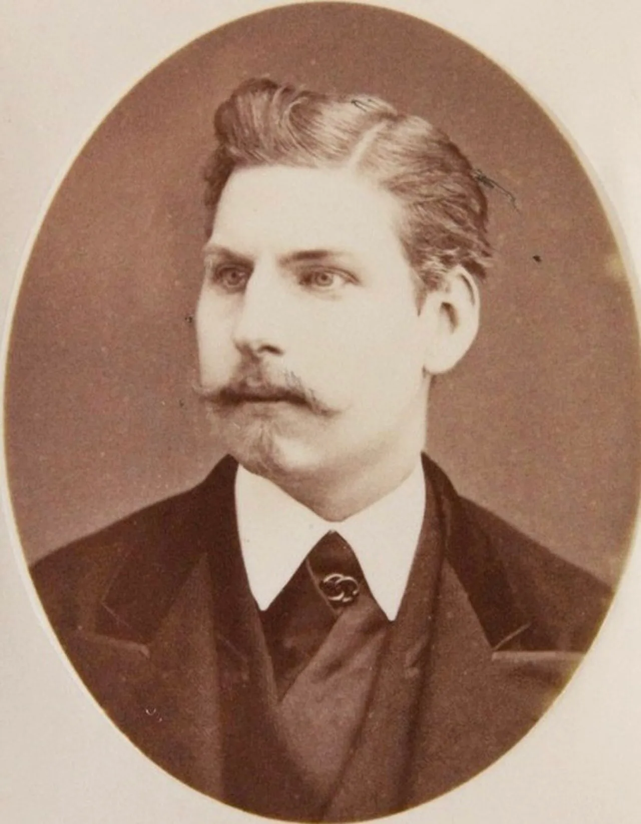 Porträt von Infante Augusto, Duke of Coimbra (1847–1889) – Gedenkseite