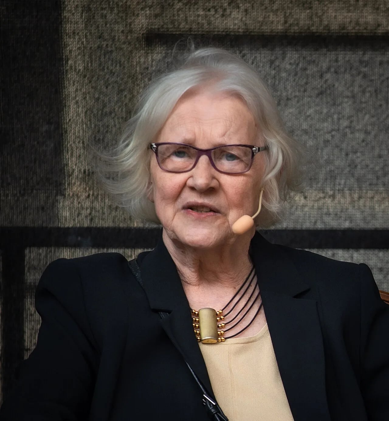 Porträt von Ann-Marie Ivars (1941–2025) – Gedenkseite