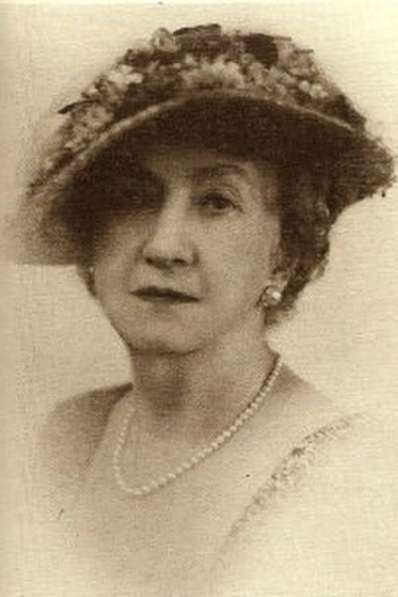Portrait of Anna Thompson Dodge (1871–1970) – memorial page