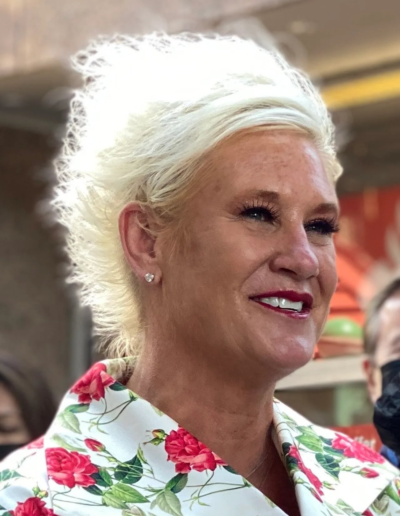 Portrait of Anne Burrell (1969–2025) – memorial page