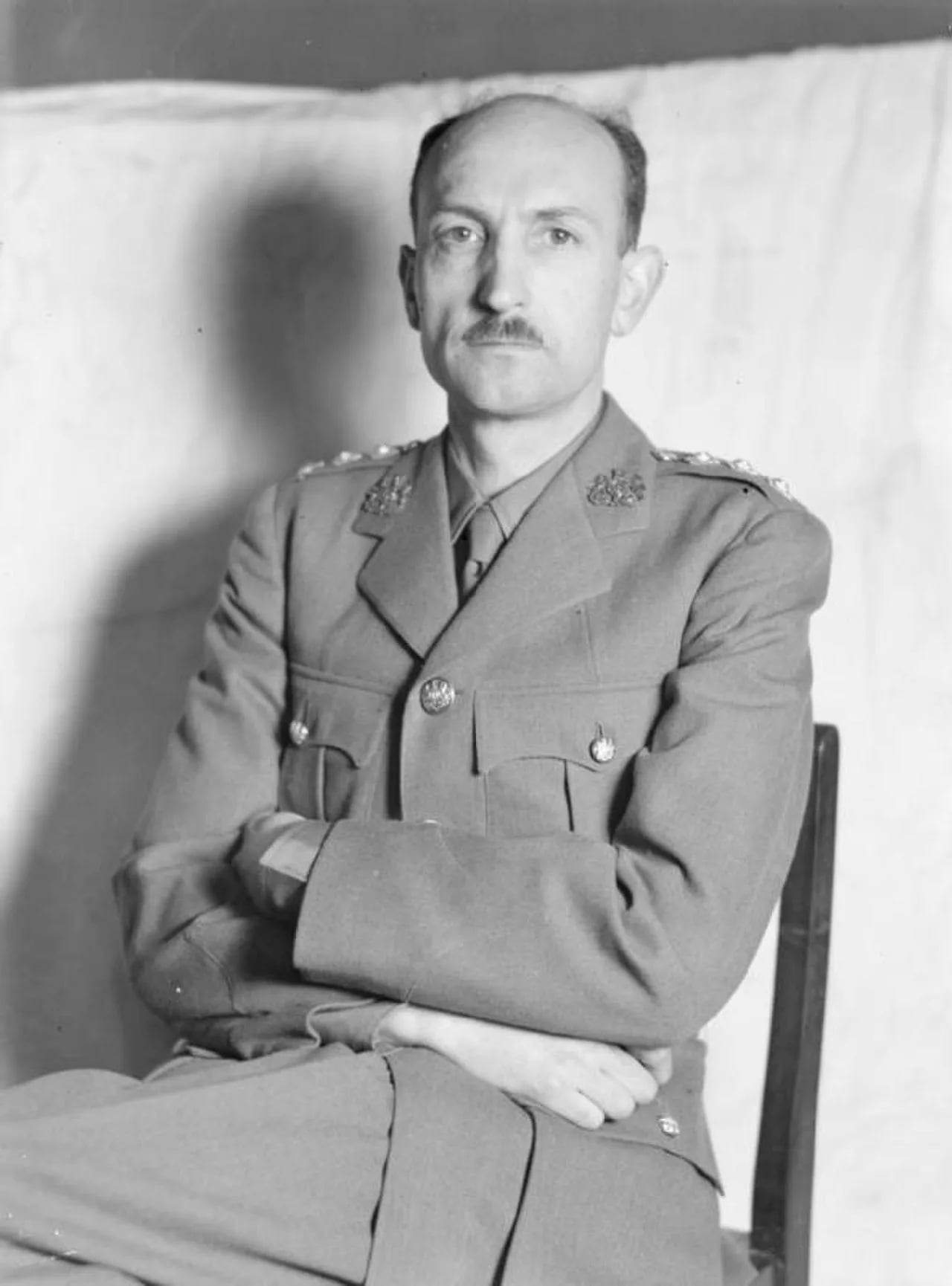 Portrait of Anthony Gross (1905–1984) – memorial page