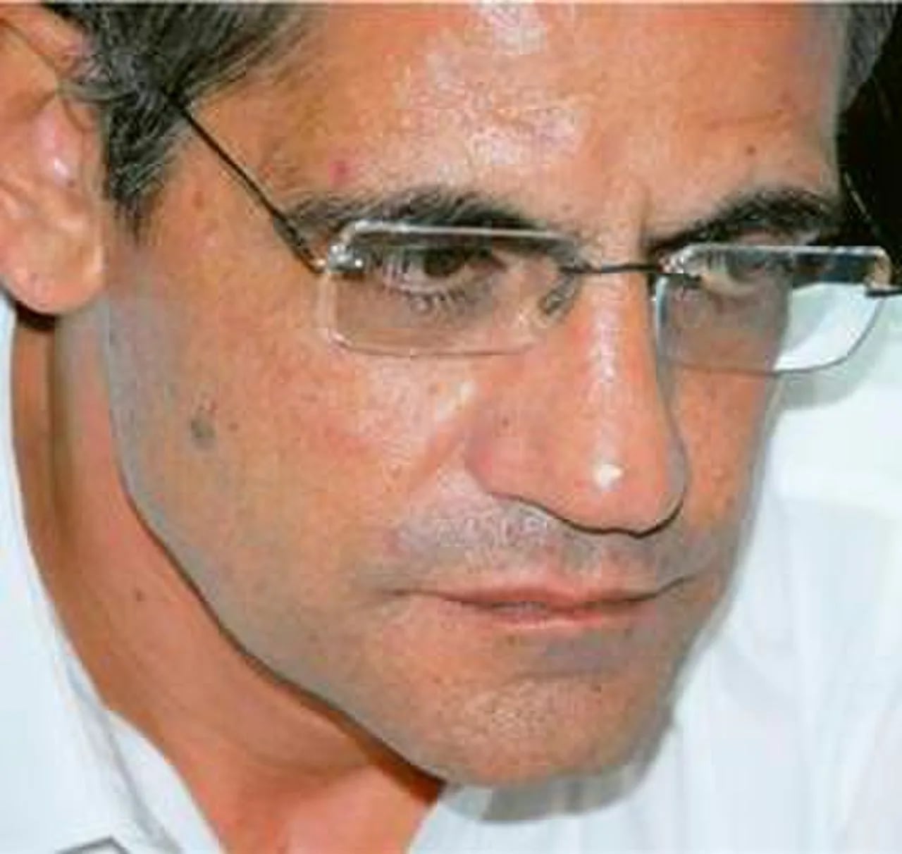 Porträt von António Rosa Mendes (1954–2013) – Gedenkseite