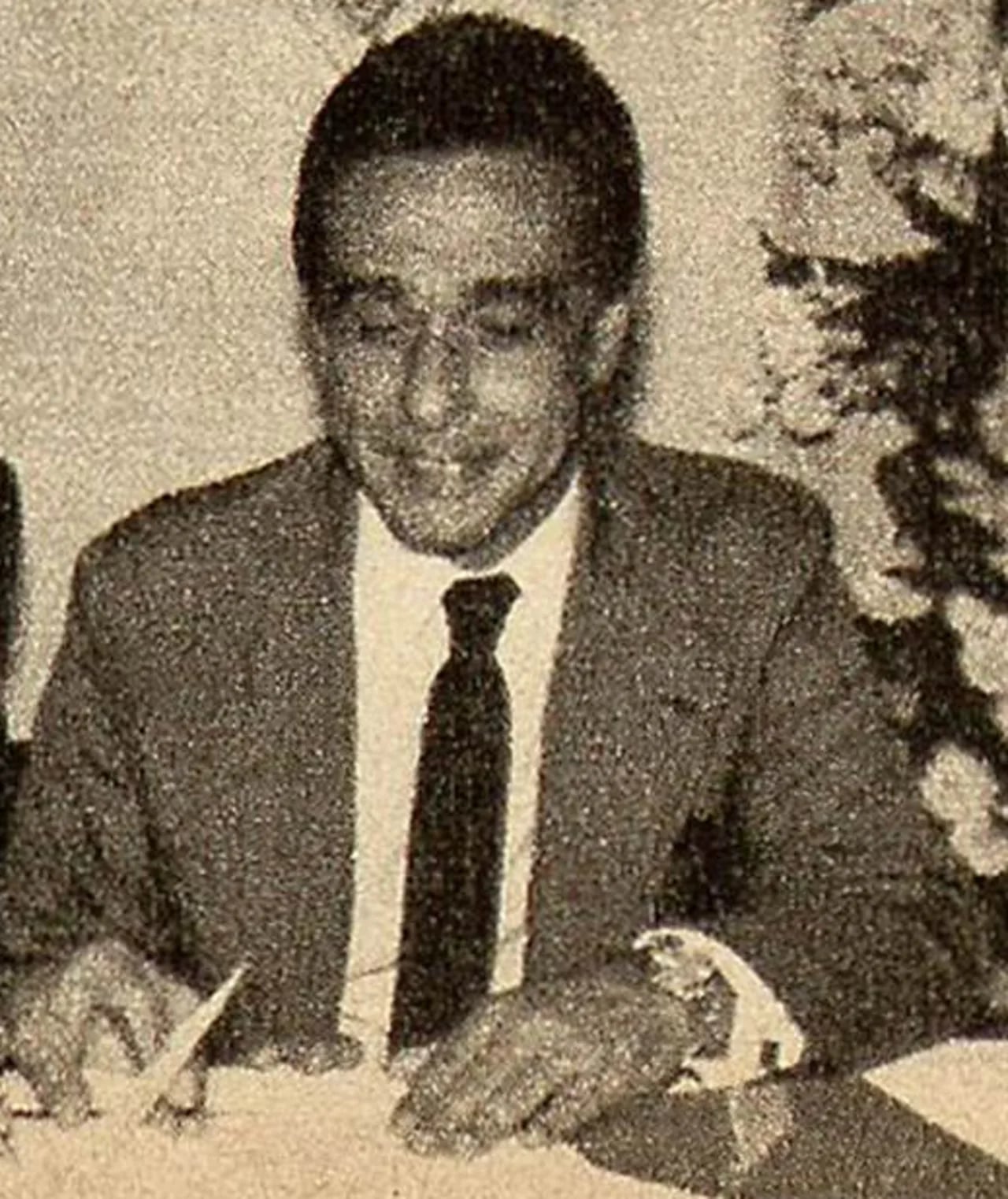 Porträt von Antônio Augusto Dunshee de Abranches (1936–2025) – Gedenkseite
