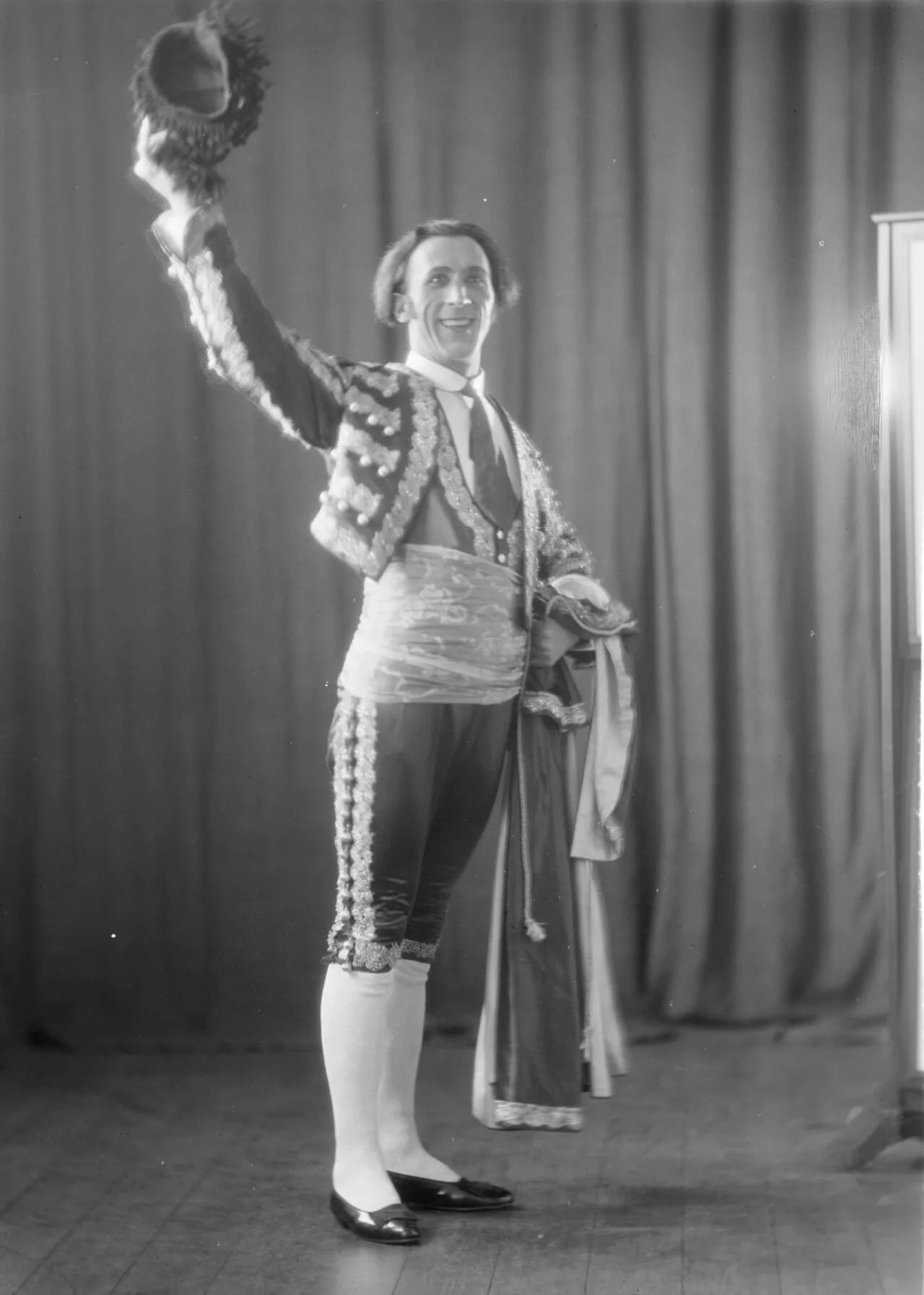 Portrait of Apollo Granforte (1886–1975) – memorial page