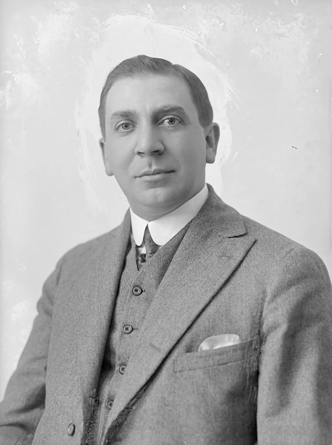 Portrait of Archibald Jacob Freiman (1880–1944) – memorial page