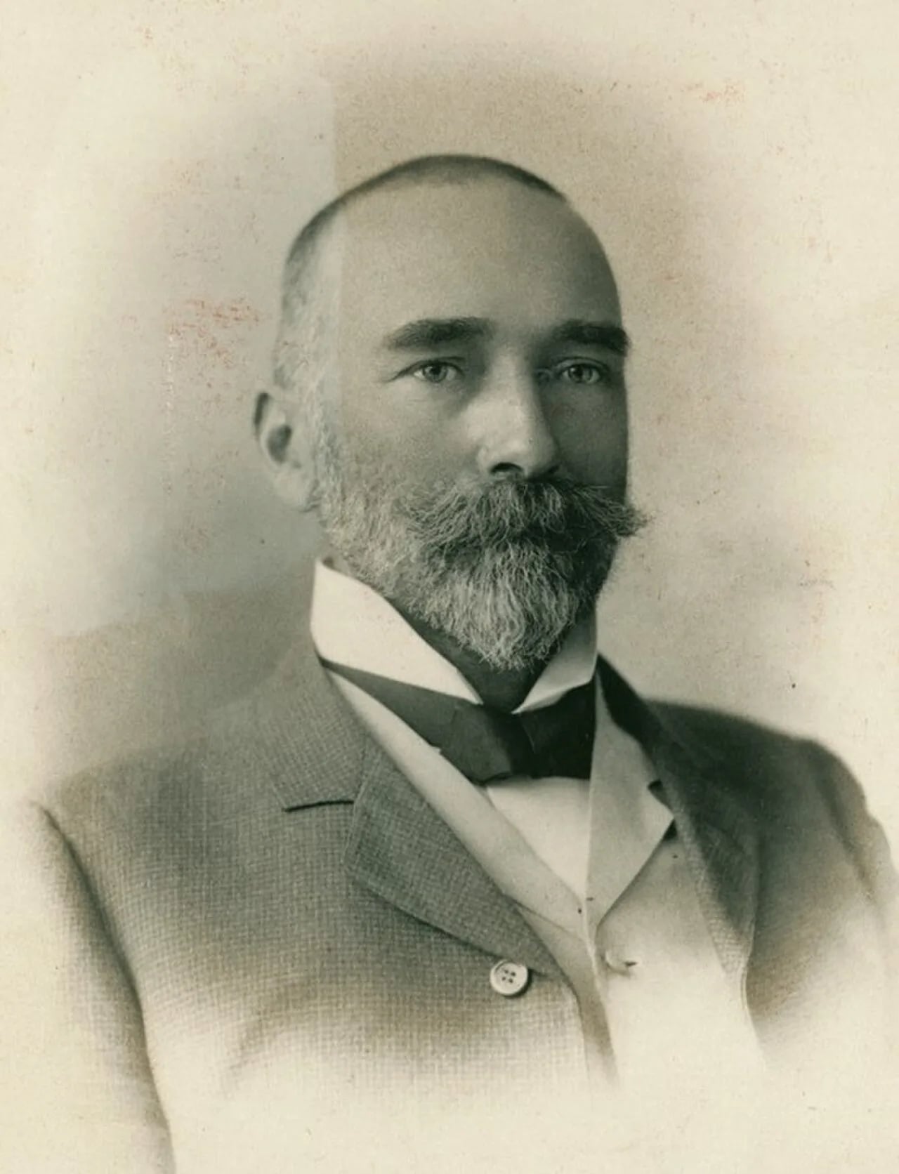 Portrait of Archibald Watson (1849–1940) – memorial page