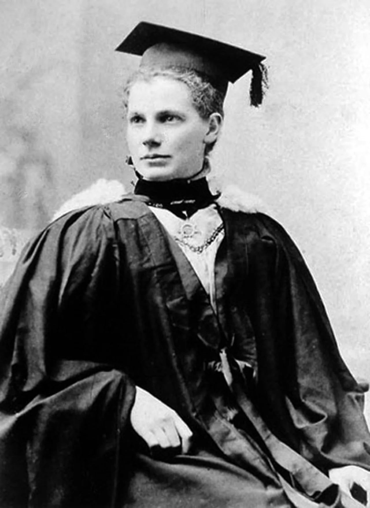 Portrait of Margaret Cruickshank (1873–1918) – memorial page