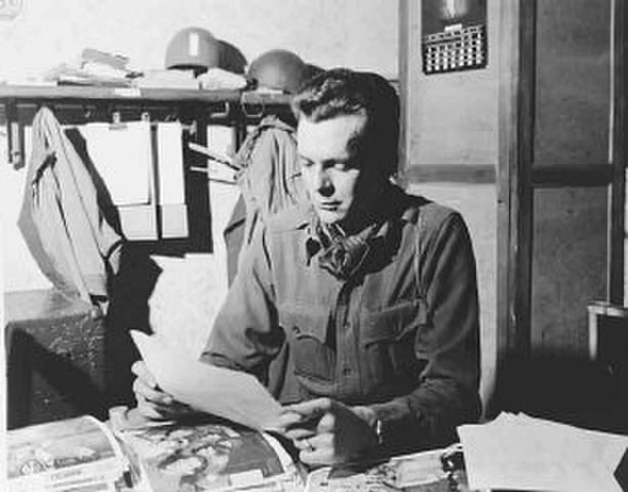 Porträt von Arnold E. Samuelson (1917–2002) – Gedenkseite