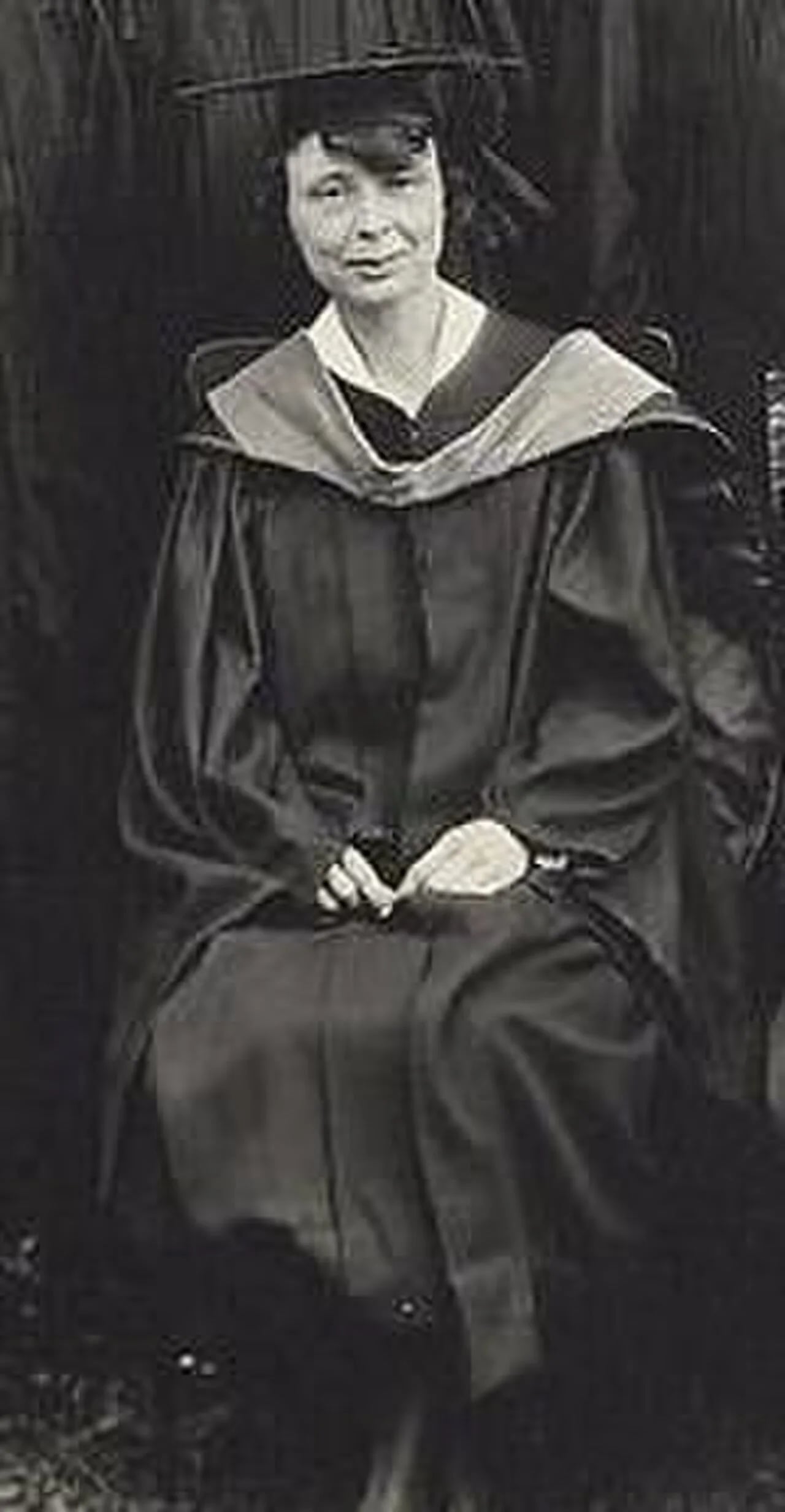 Portrait of Margaret Newton (1887–1971) – memorial page